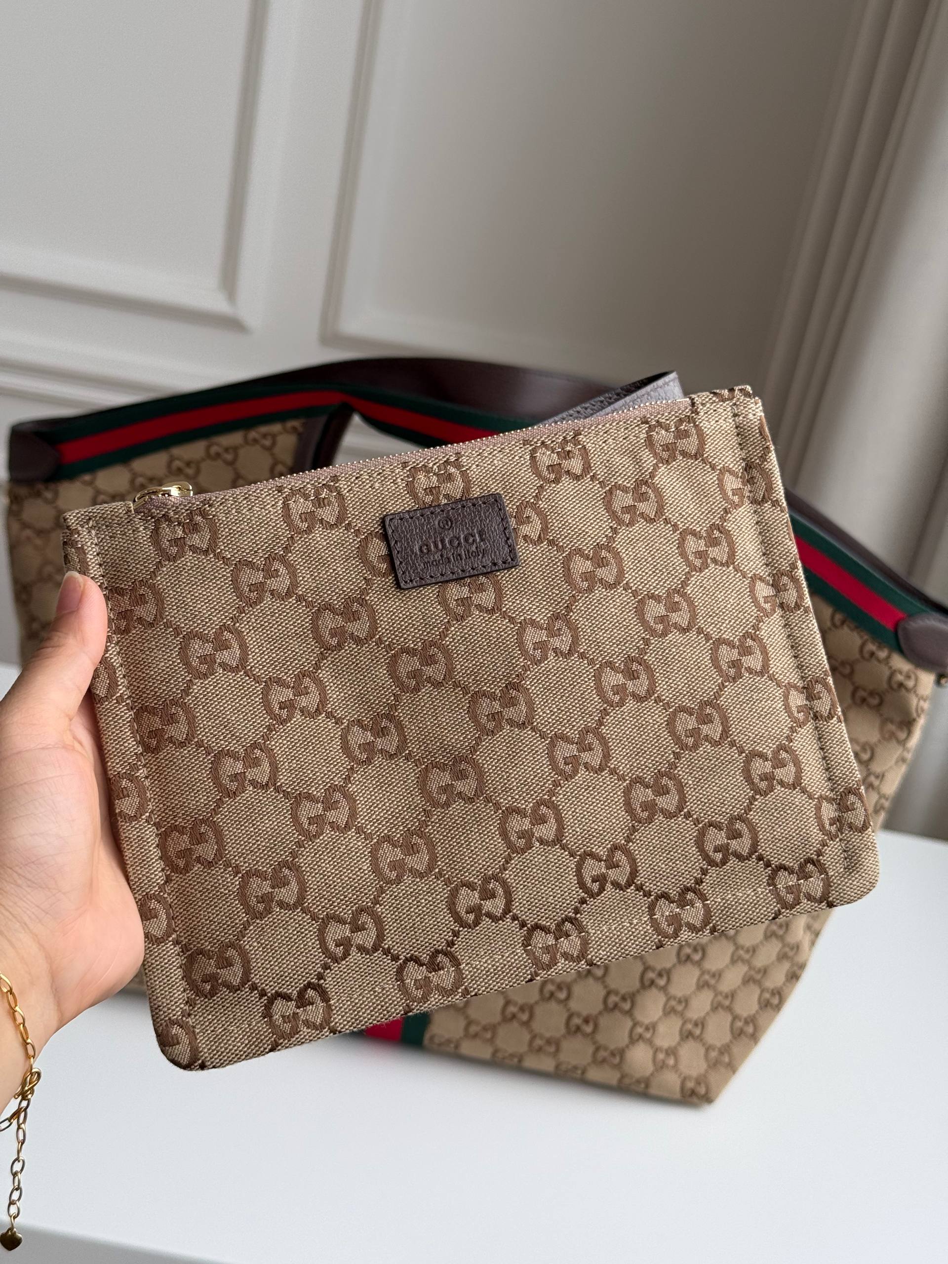 Gucci Ophidia GG Supreme Canvas Tote Bag
