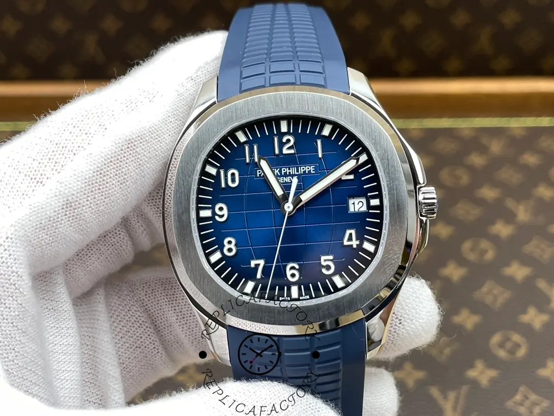 Replica Patek Philippe Aquanaut 5168G 001 40mm Mens Watch