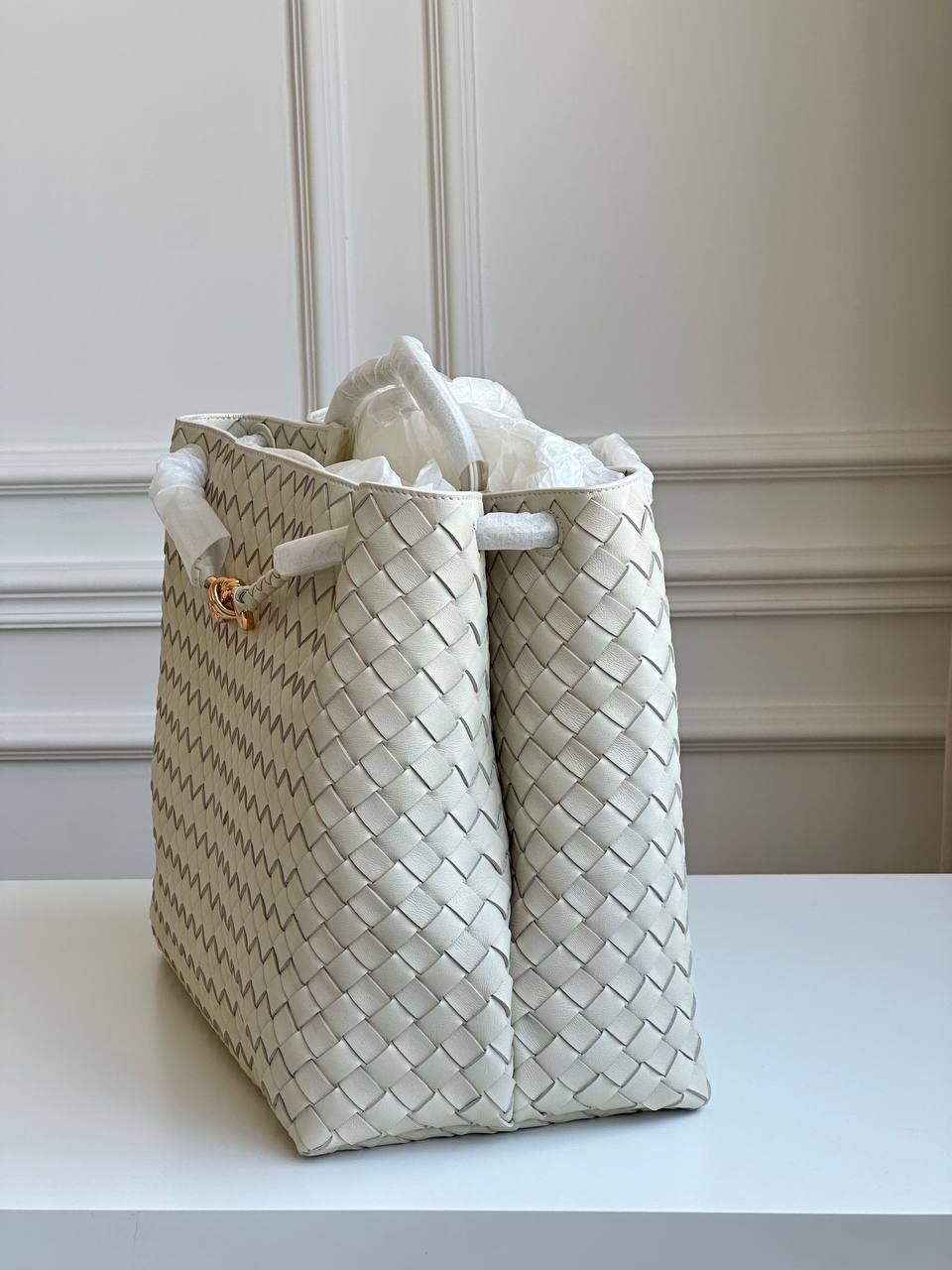 Bottega Veneta Off-White Intrecciato Hand-Woven Leather Knot Buckle Large Work Tote Bag