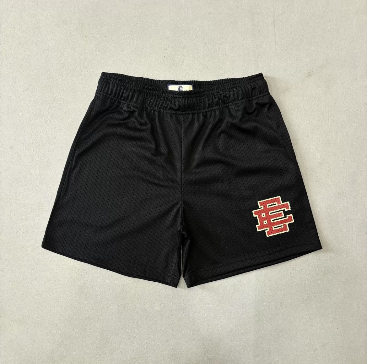1:1 Best Quality EE Shorts Red Logo Shorts Black