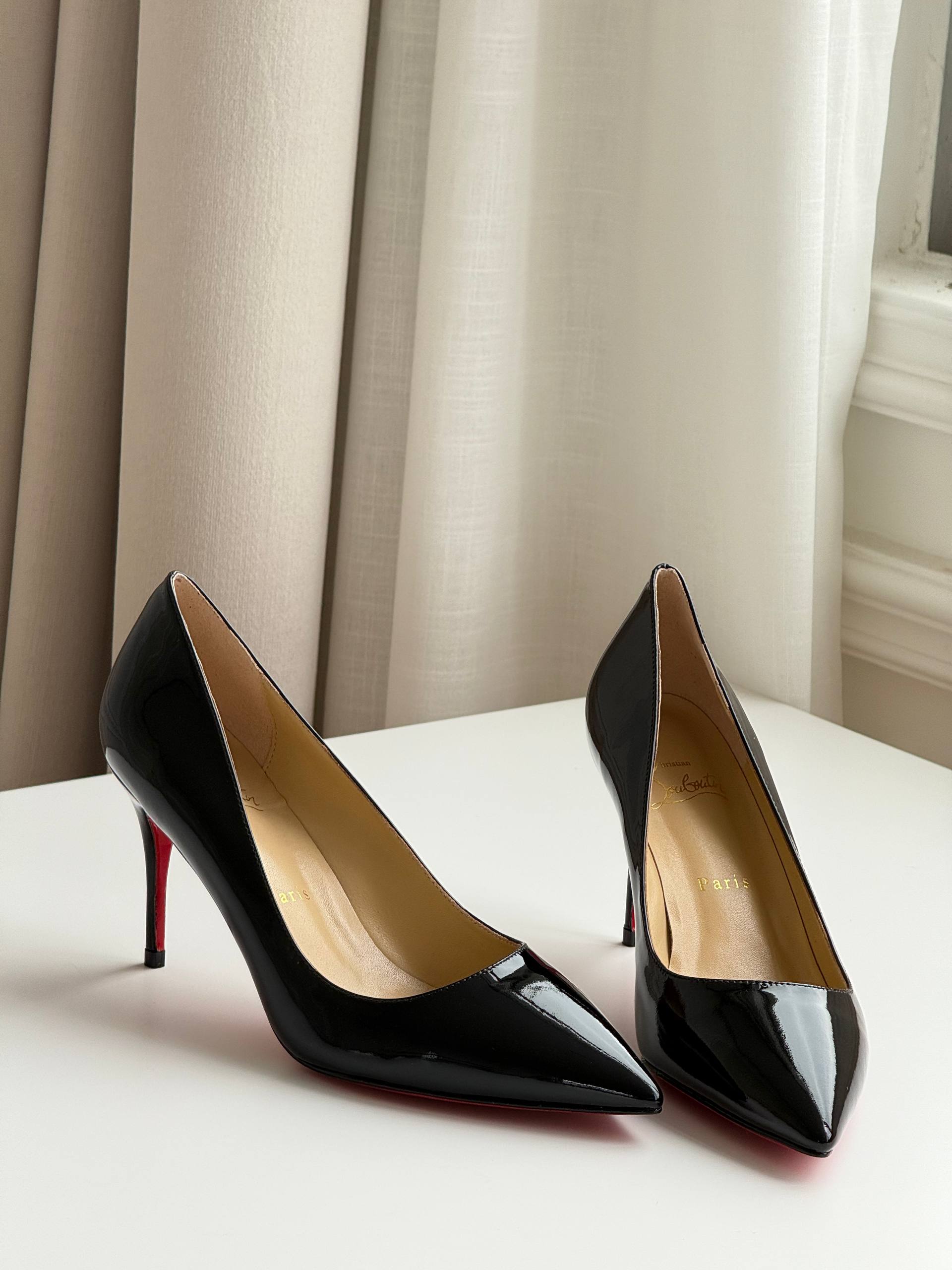Classic Christian Louboutin Red Sole Patent Pointed Toe Stiletto Pumps