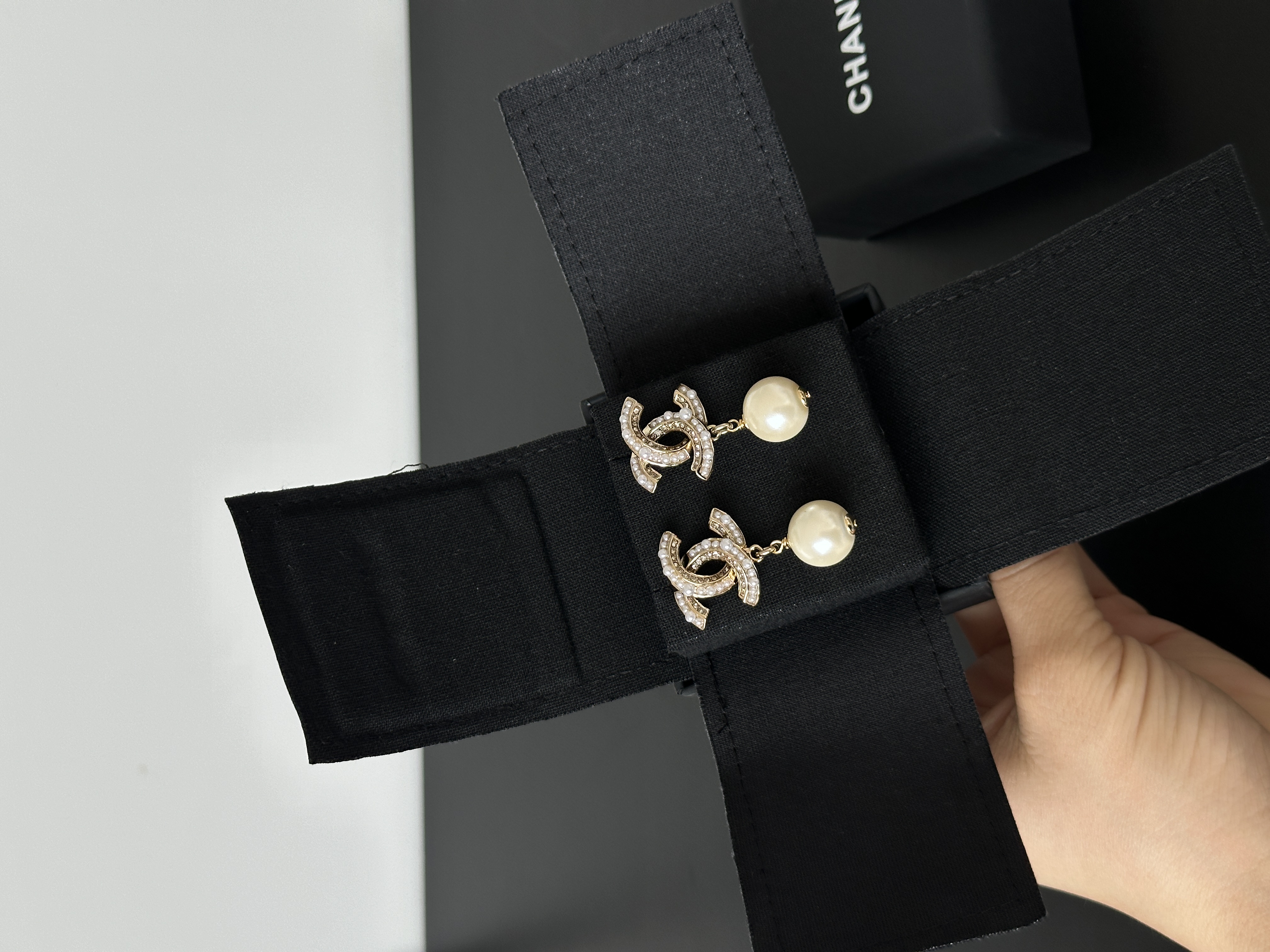 Chanel Interlocking CC Stud Earrings With Pearl Inlay & Dangling Large Pearl Drop