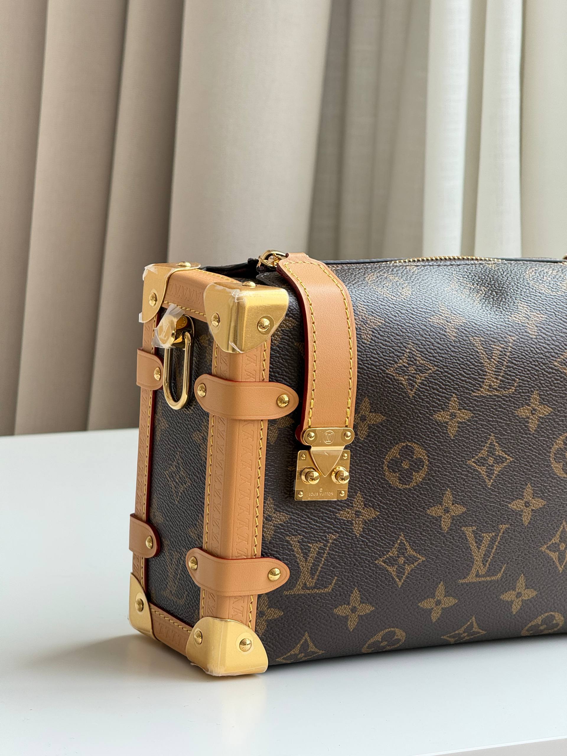 LV Side Trunk Monogram Box Bag