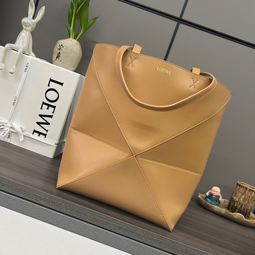 Loewe Puzzle Fold Tote in shiny calfskin Medium Brown
