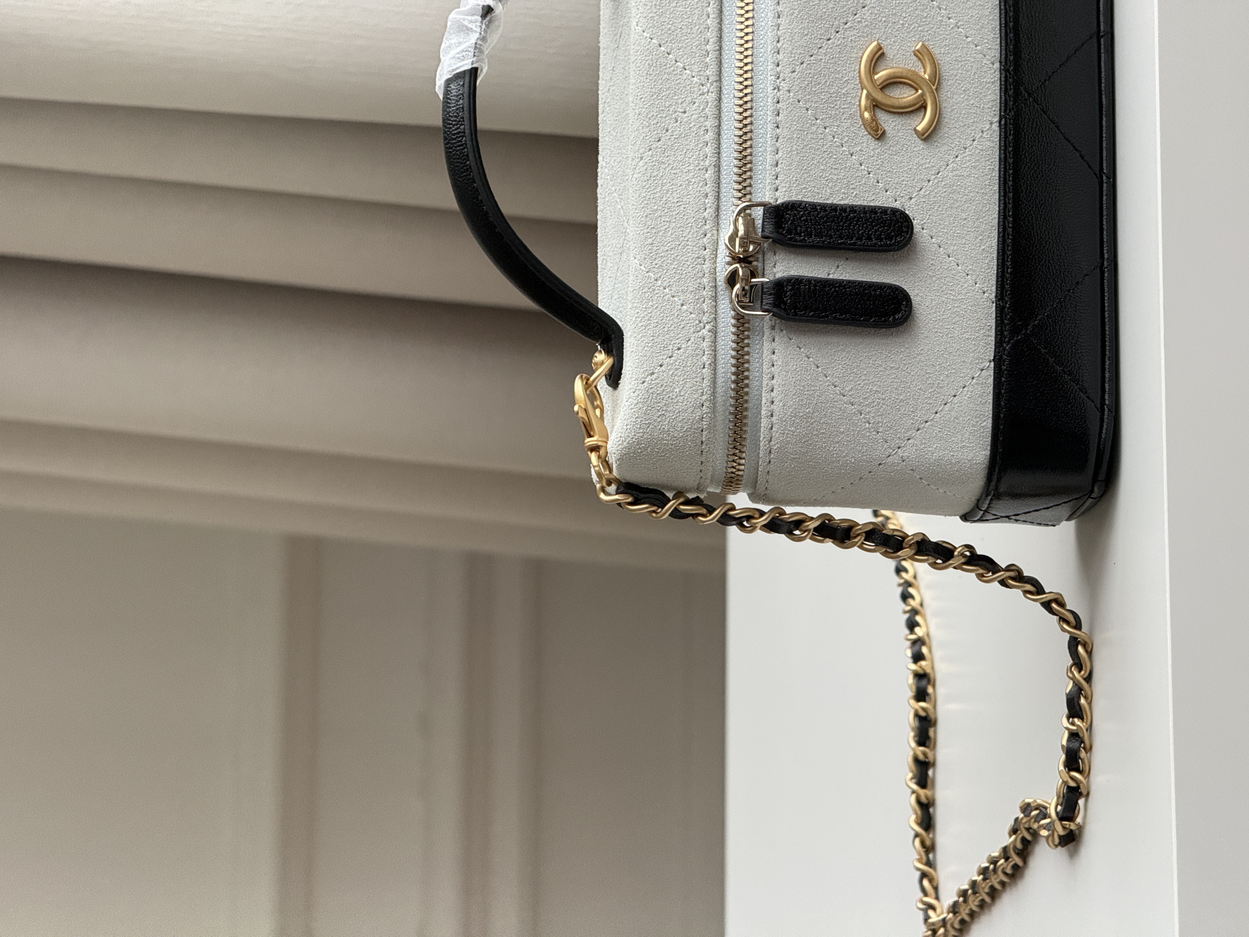 CHANEL Two-Tone Suede Quilted CC Handle Vanity Case Bag