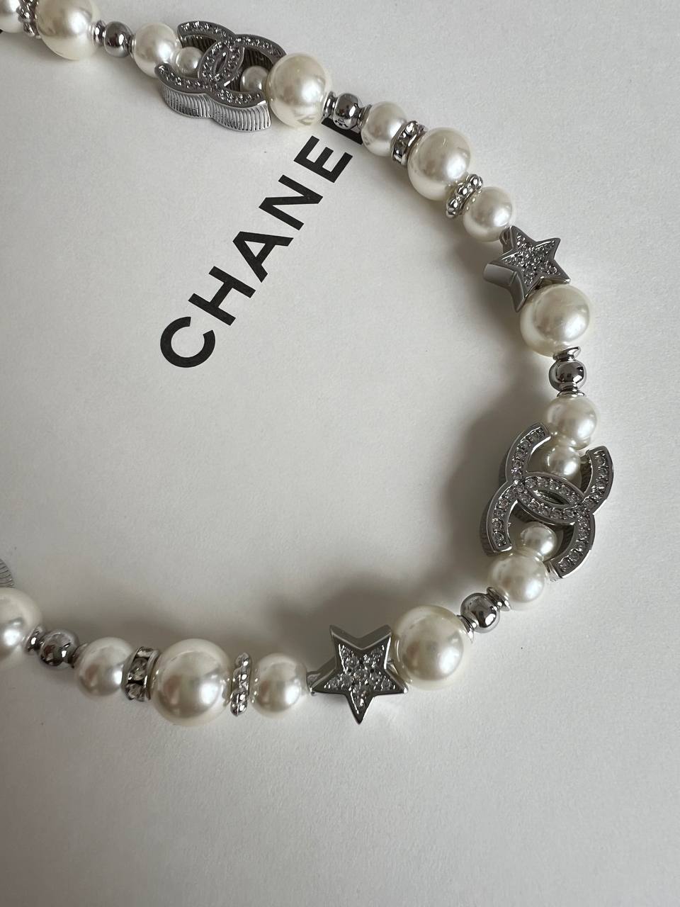 Chanel Silver Crystal Interlocking CC Graduated Pearl Star Adjustable Choker Necklace