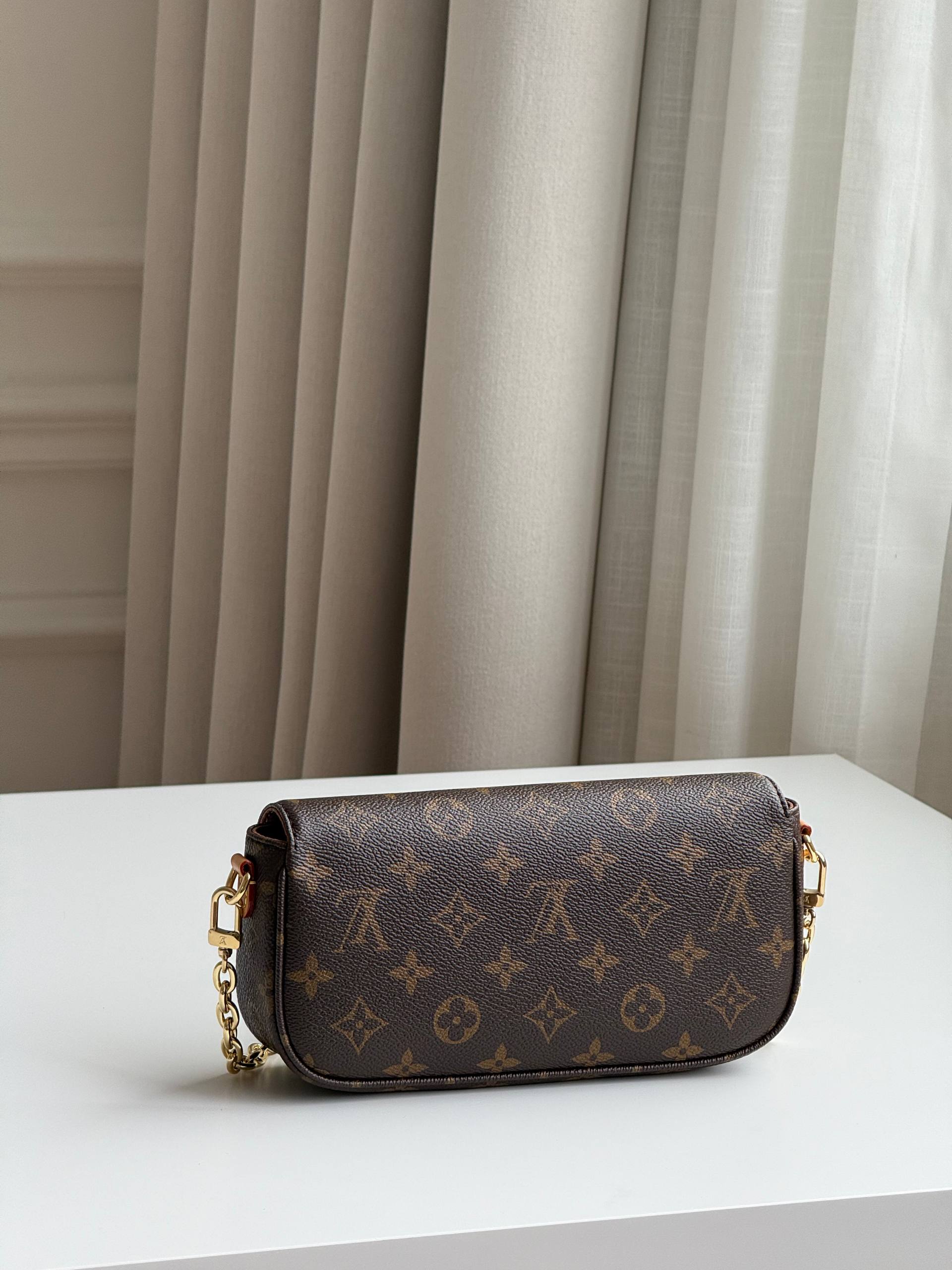 LV Ivy Crossbody Bag