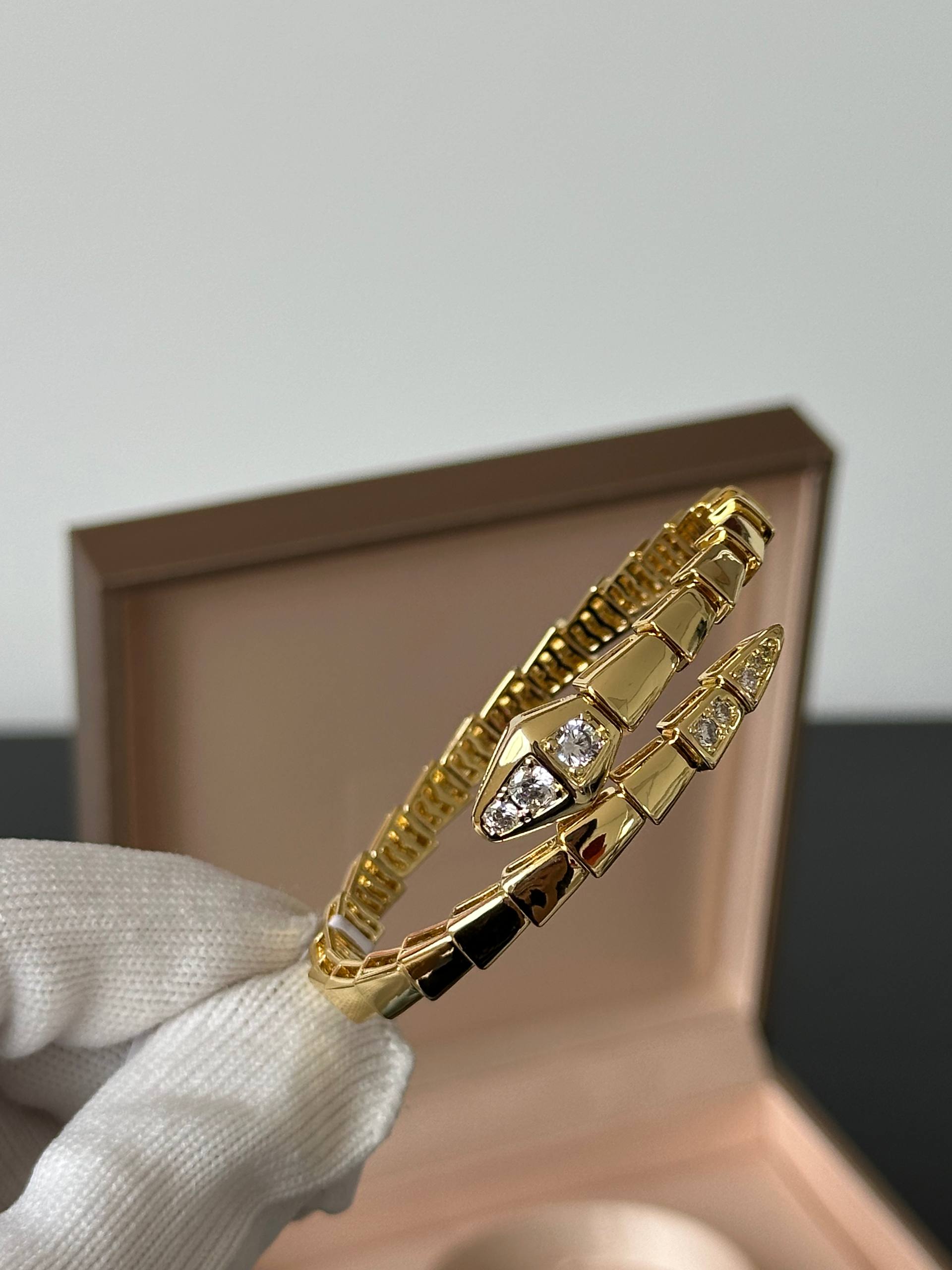 Bvlgari  Spirit Snake Series Gold Bracelet