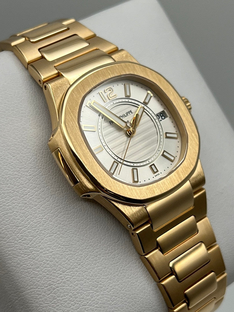 Patek Philippe Nautilus Rose Gold 33mm 7011/1R-001【1:1 Replica】