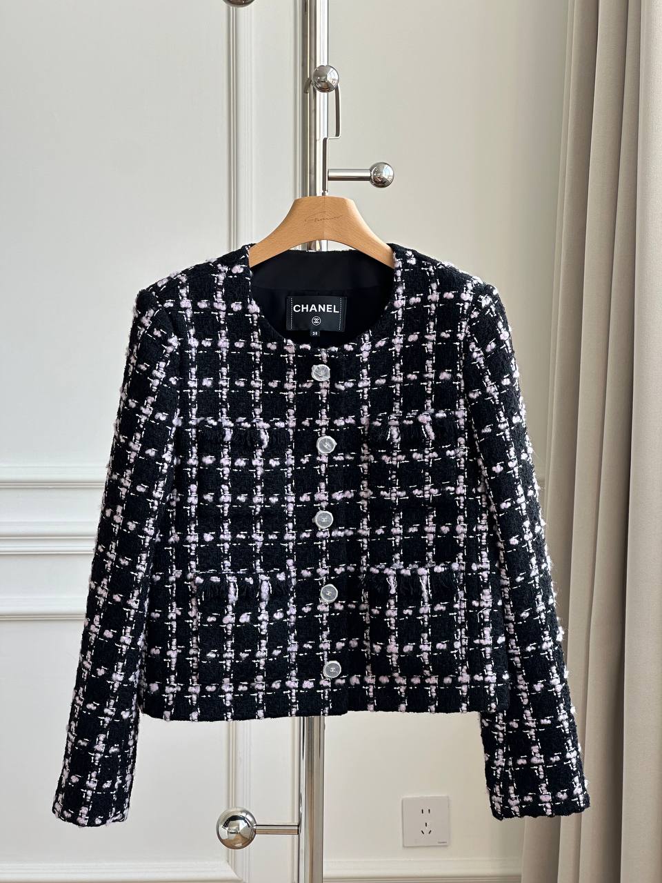 Chanel Black Base Pink White Check Round Neck Fringe Pocket Metal Button Tweed Short Jacket
