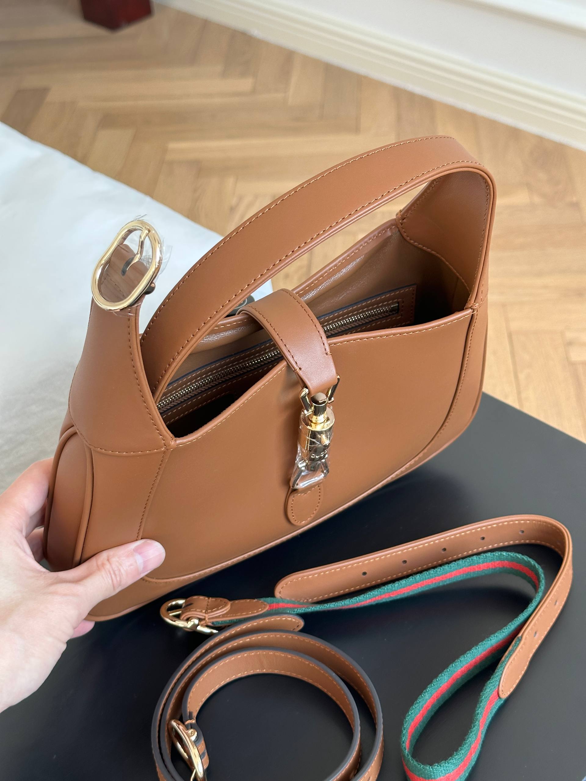 Gucci Jackie 1961 Small Caramel Smooth Leather Hobo Bag with Web Strap