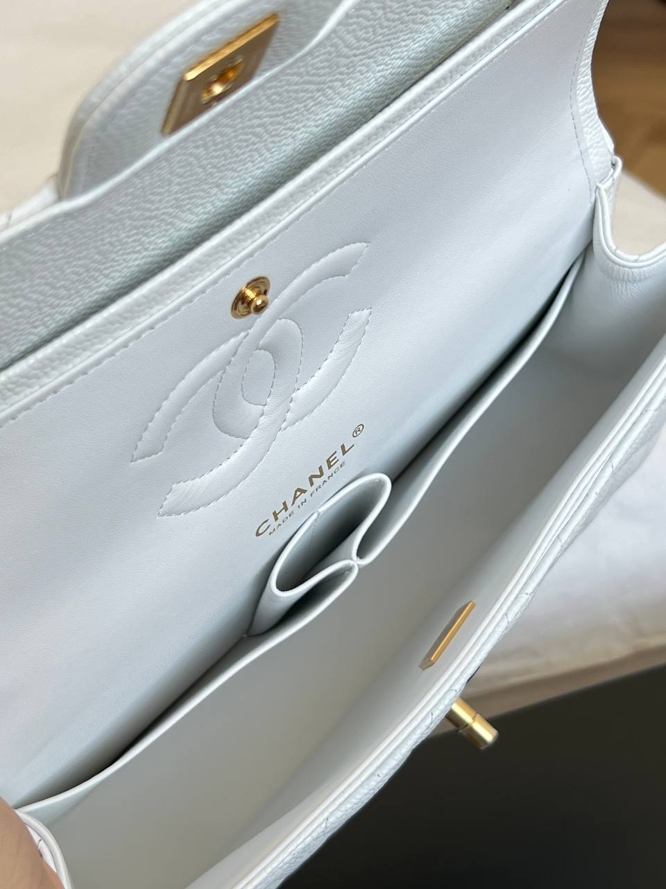 Chanel White Caviar Leather Classic Flap Medium Gold Hardware Handbag