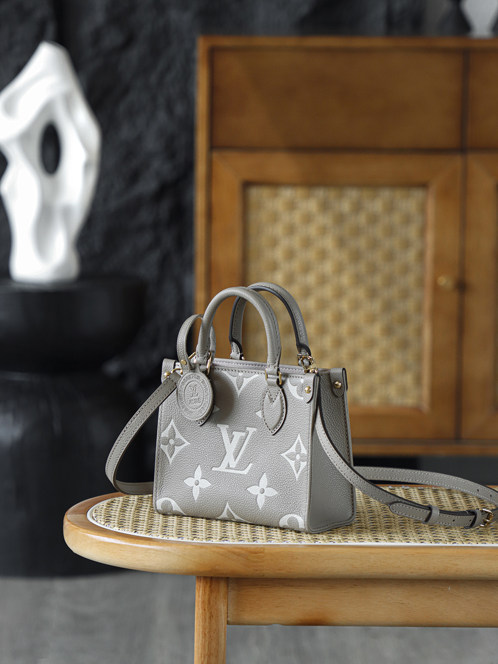 LV OnTheGo BB Bicolor Monogram Empreinte Bag - Top Quality