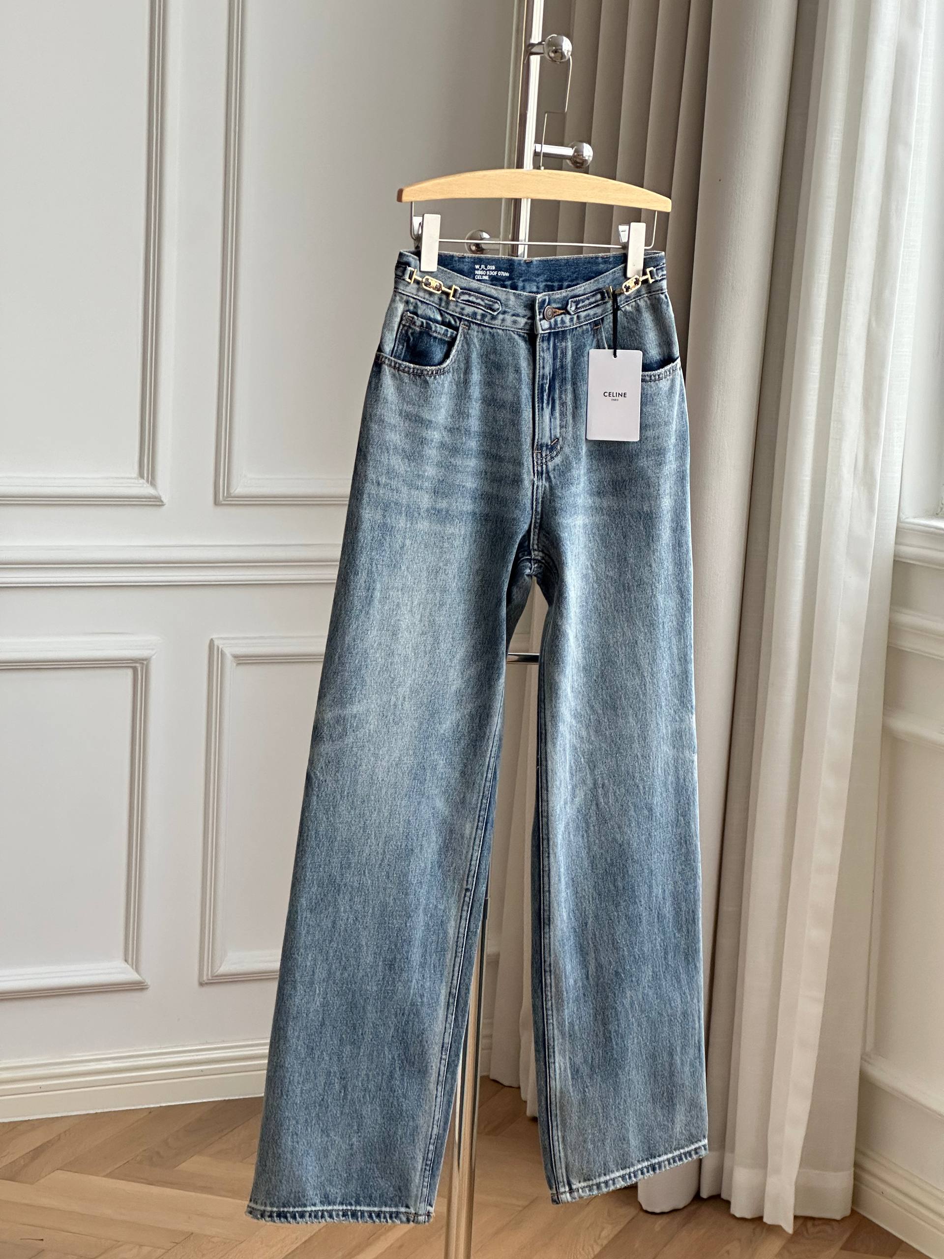 High-Waisted Washed Wide-Leg Straight Jeans