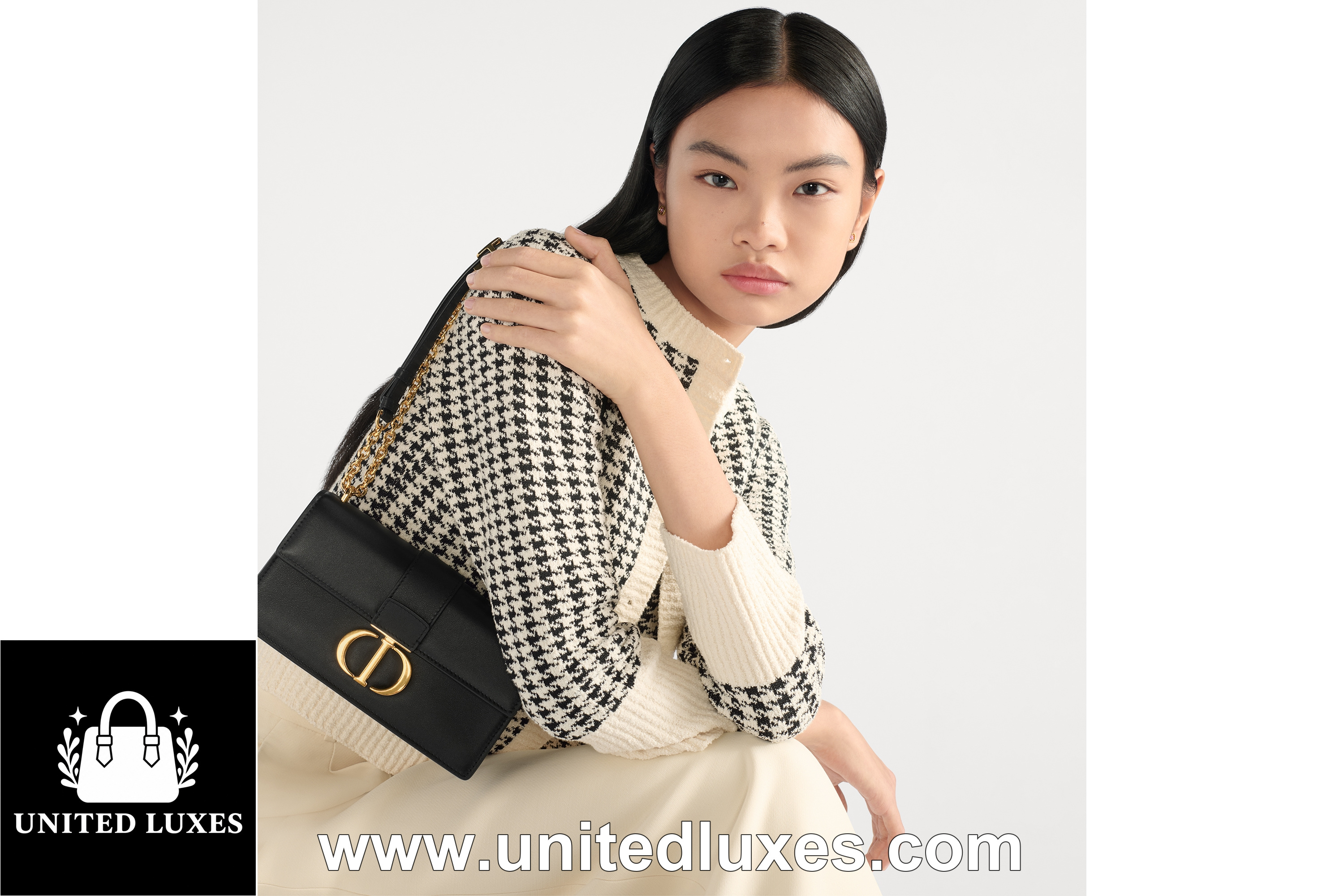 Replica 30 Montaigne East-West Bag with Chain