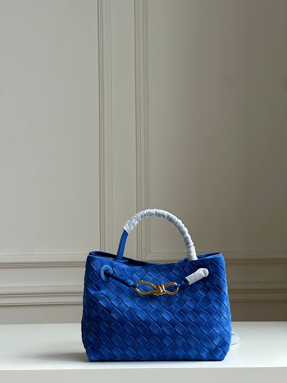 Bottega Veneta Andiamo Small Suede Tote Bag