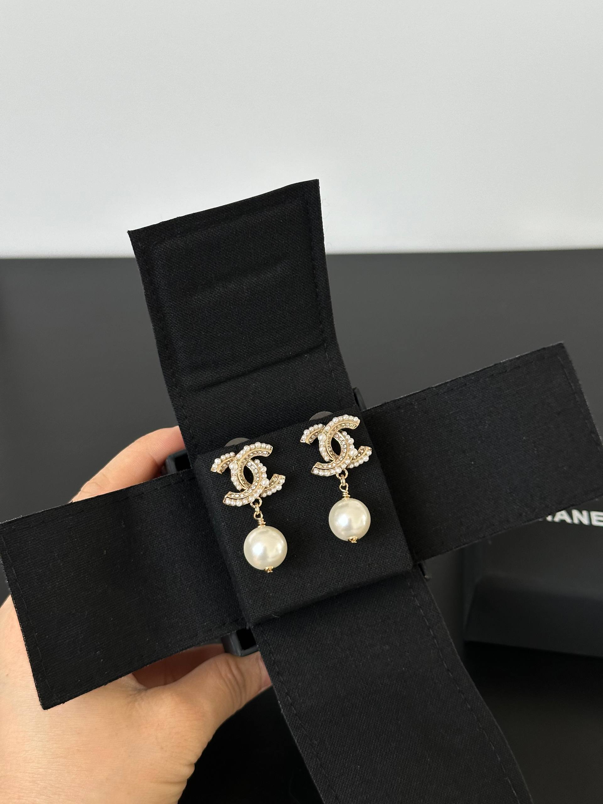CHANEL CC Logo Crystal & Pearl Drop Earrings