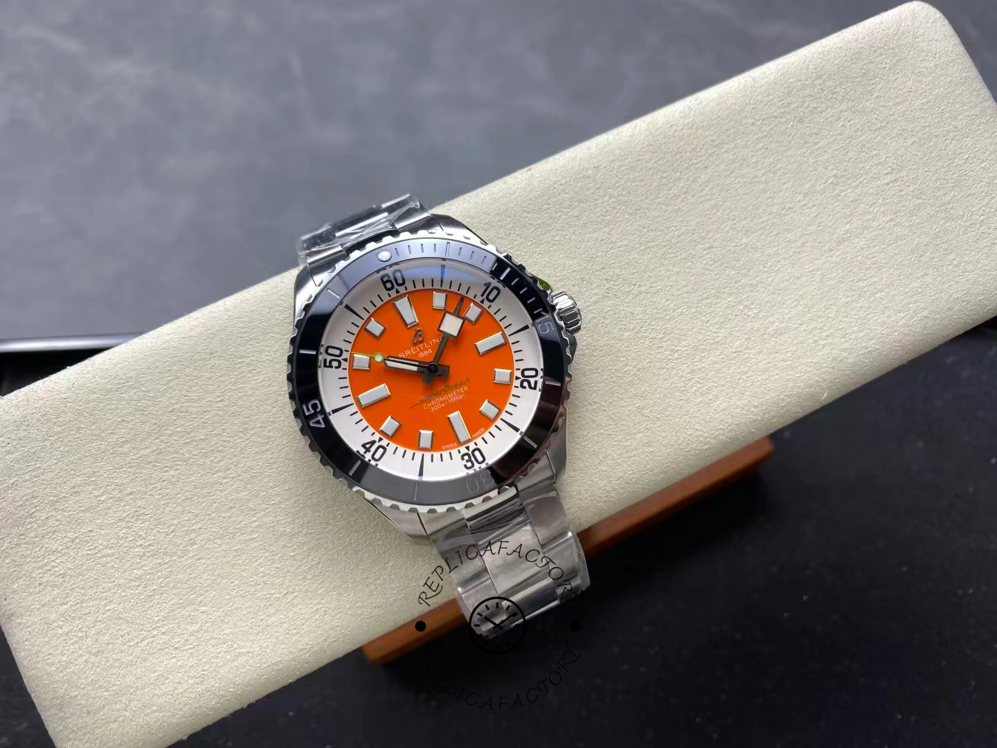 Breitling Superocean Automatic 42 A173751A1O1S1 Stainless Steel Strap Replica
