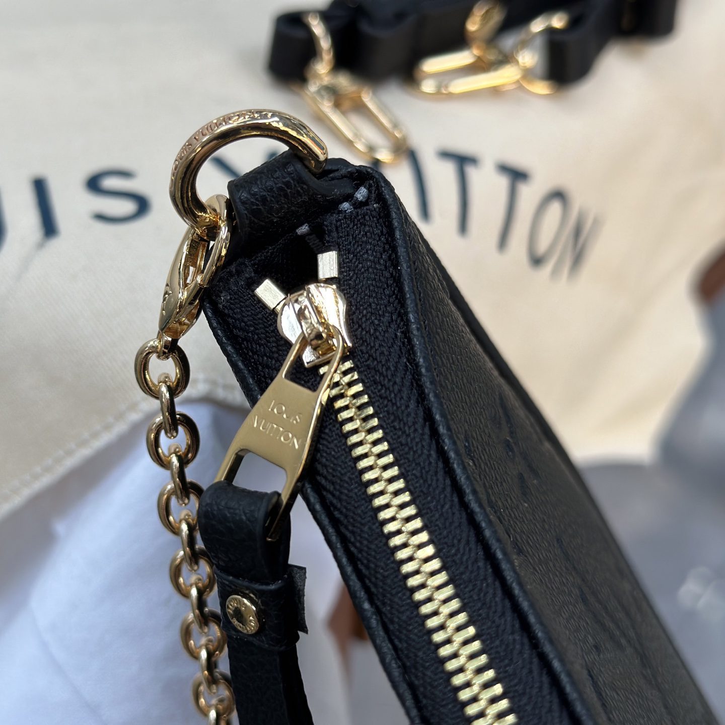 LIV POCHETTE LIV