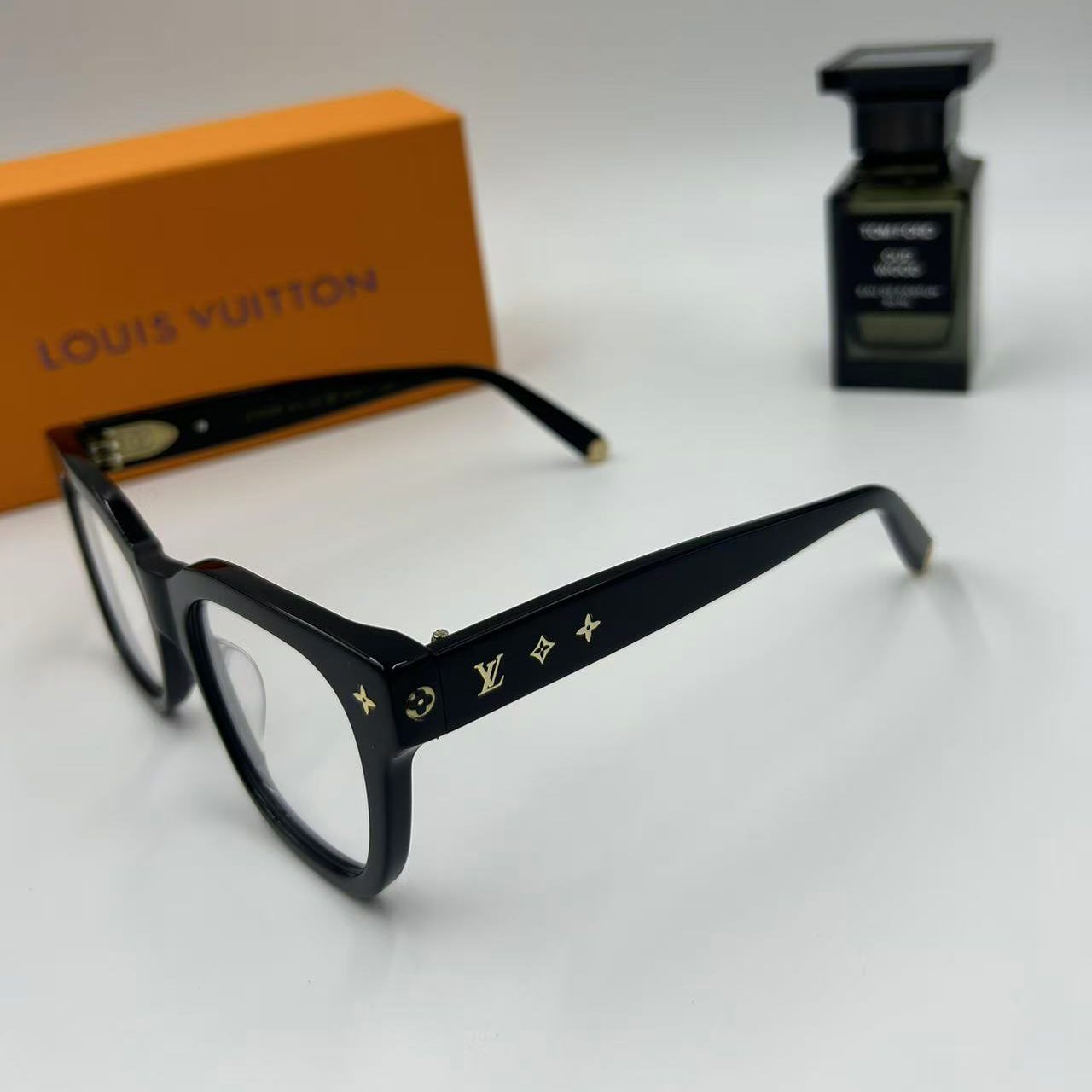 LV FIRST SQUARE