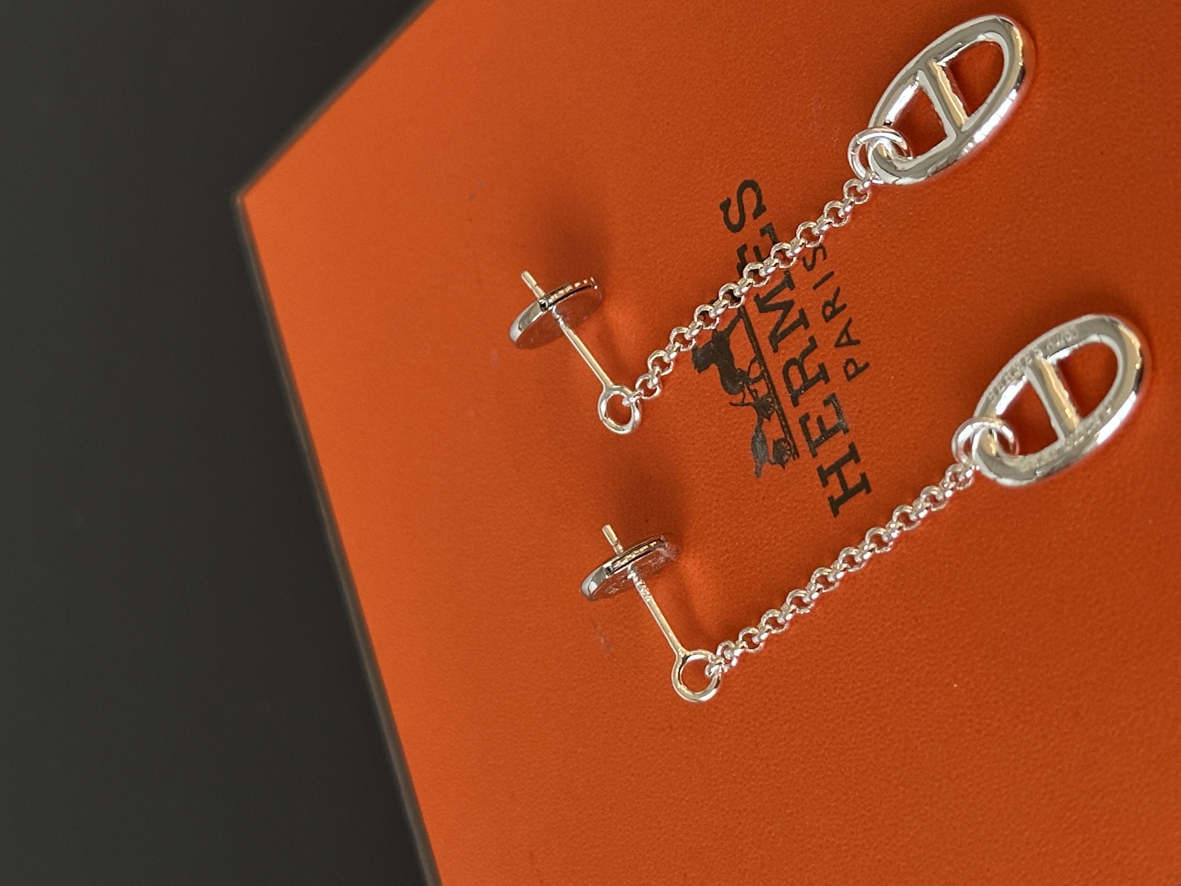 HERMES Chaine d'Ancre Chain Drop Earrings
