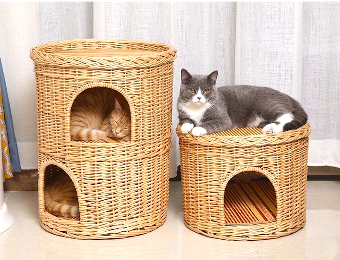 Natural Wicker Pet Bed for Summer - Breathable Handmade Rattan Basket with Integrated Scratch Pad - MAISONKAIRON