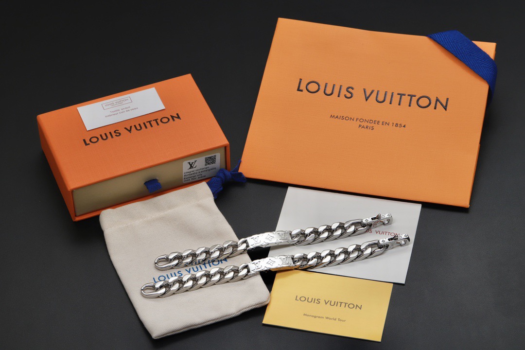 LV Monogram Chain Bracelet S00