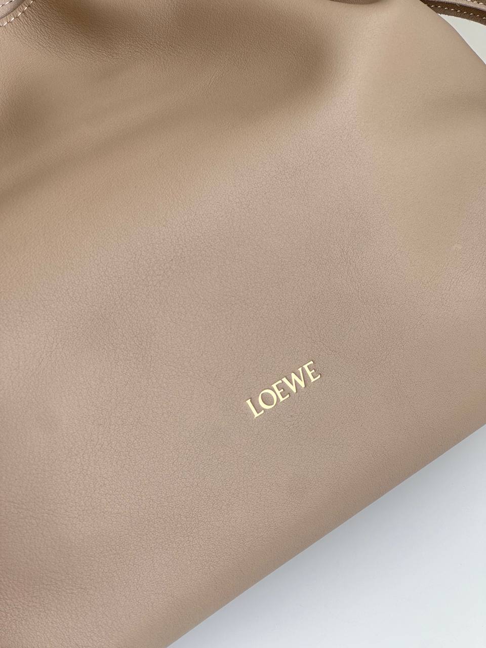 Bottega Veneta Milk Tea Smooth Lambskin Double Knot Drawstring Jodie Cloud Bag
