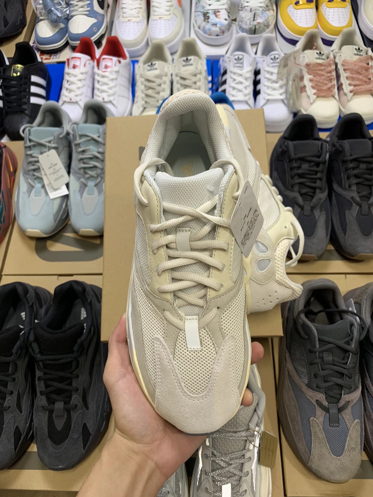 Yeezy 700 Shoes Beige