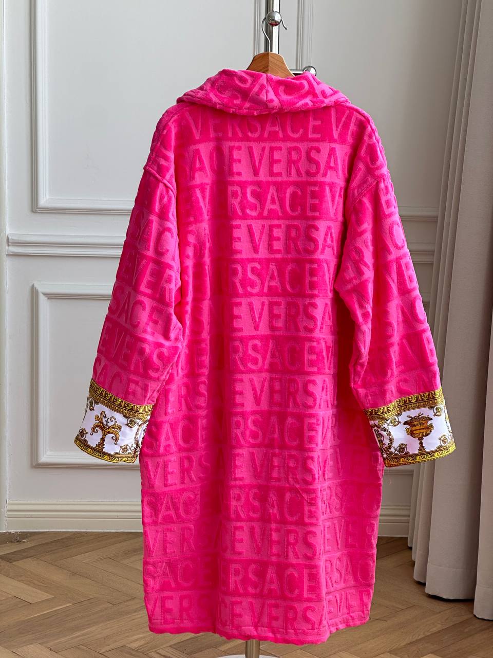 Versace I ♡ Baroque Pink Allover Logo Cotton Terry Bathrobe