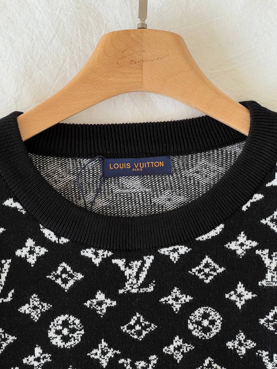 Louis Vuitton Black Gradient Starry Monogram Wool Crewneck Sweater