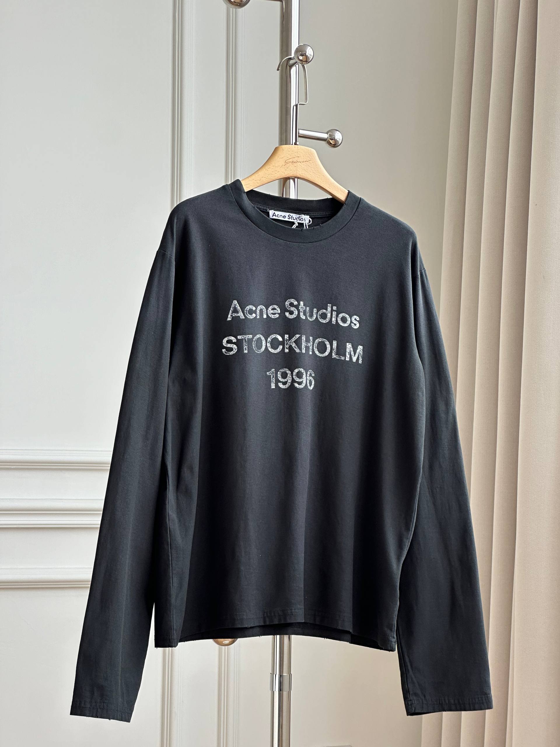 Acne Studios Vintage Letter Print Crew Neck Long Sleeve Tee