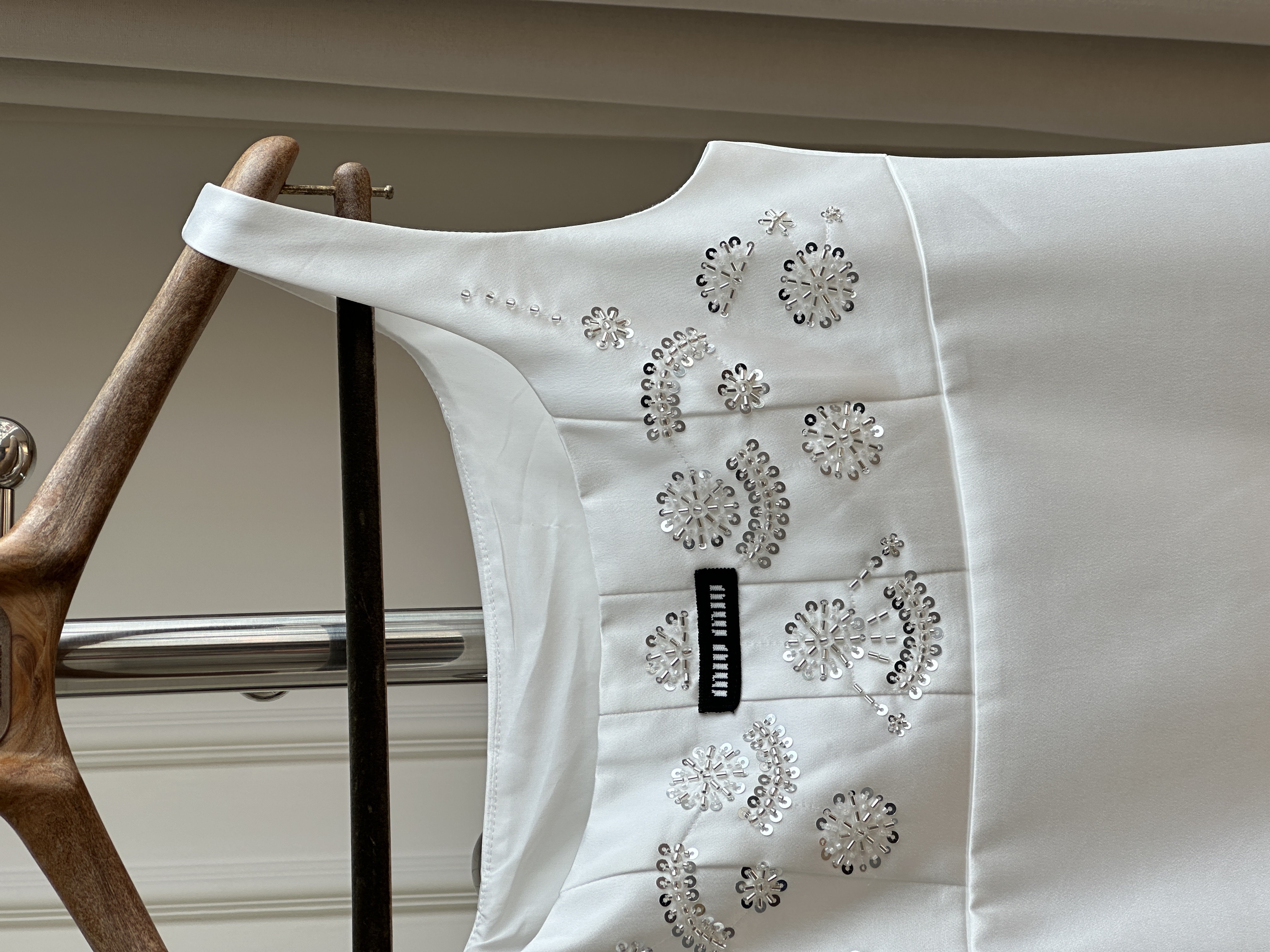 Miu Miu Solid White Square Neck Crystal Flower Embroidery A-Line Sleeveless Mini Dress