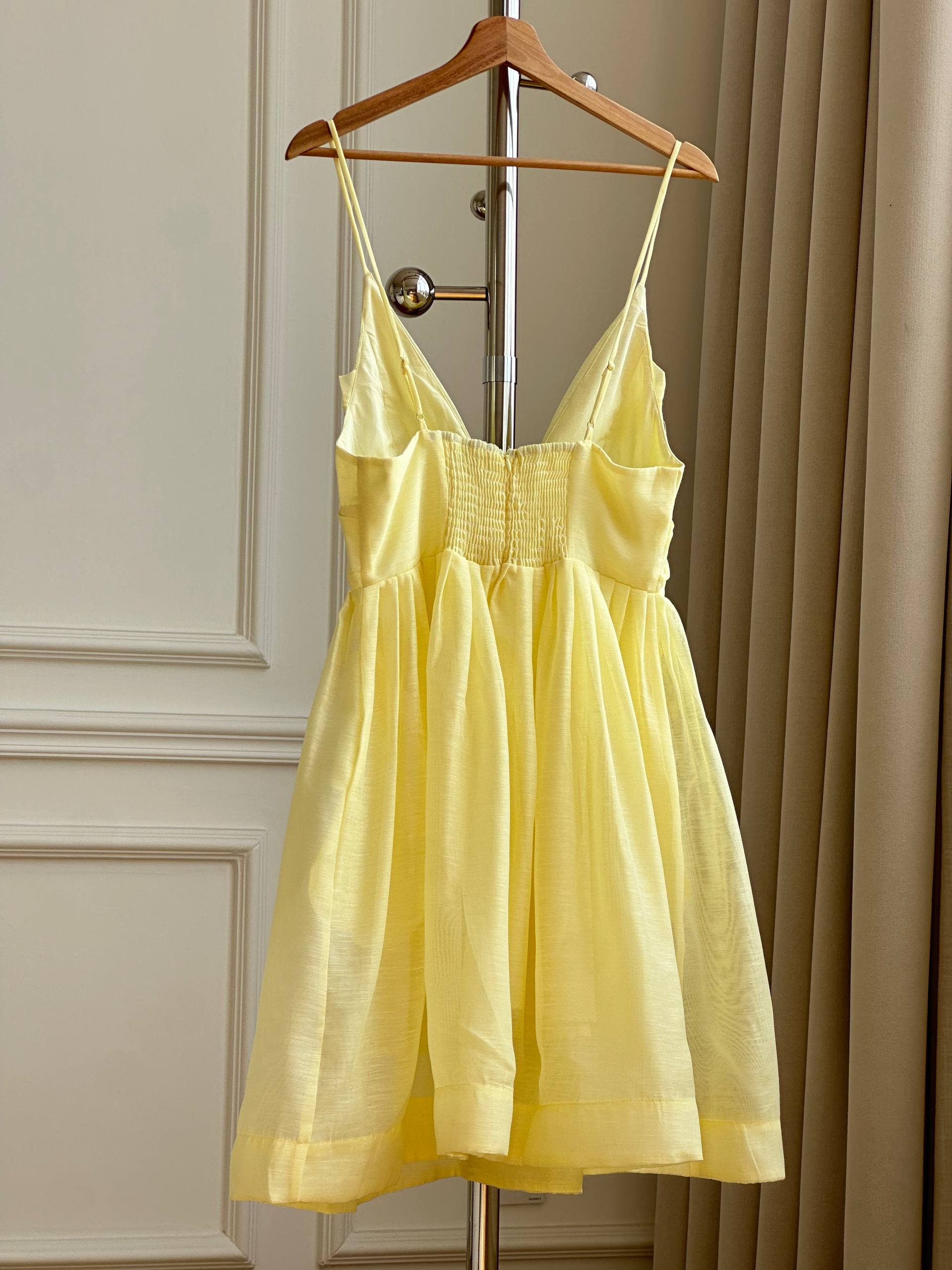 Cream yellow V-neck camisole puff dress