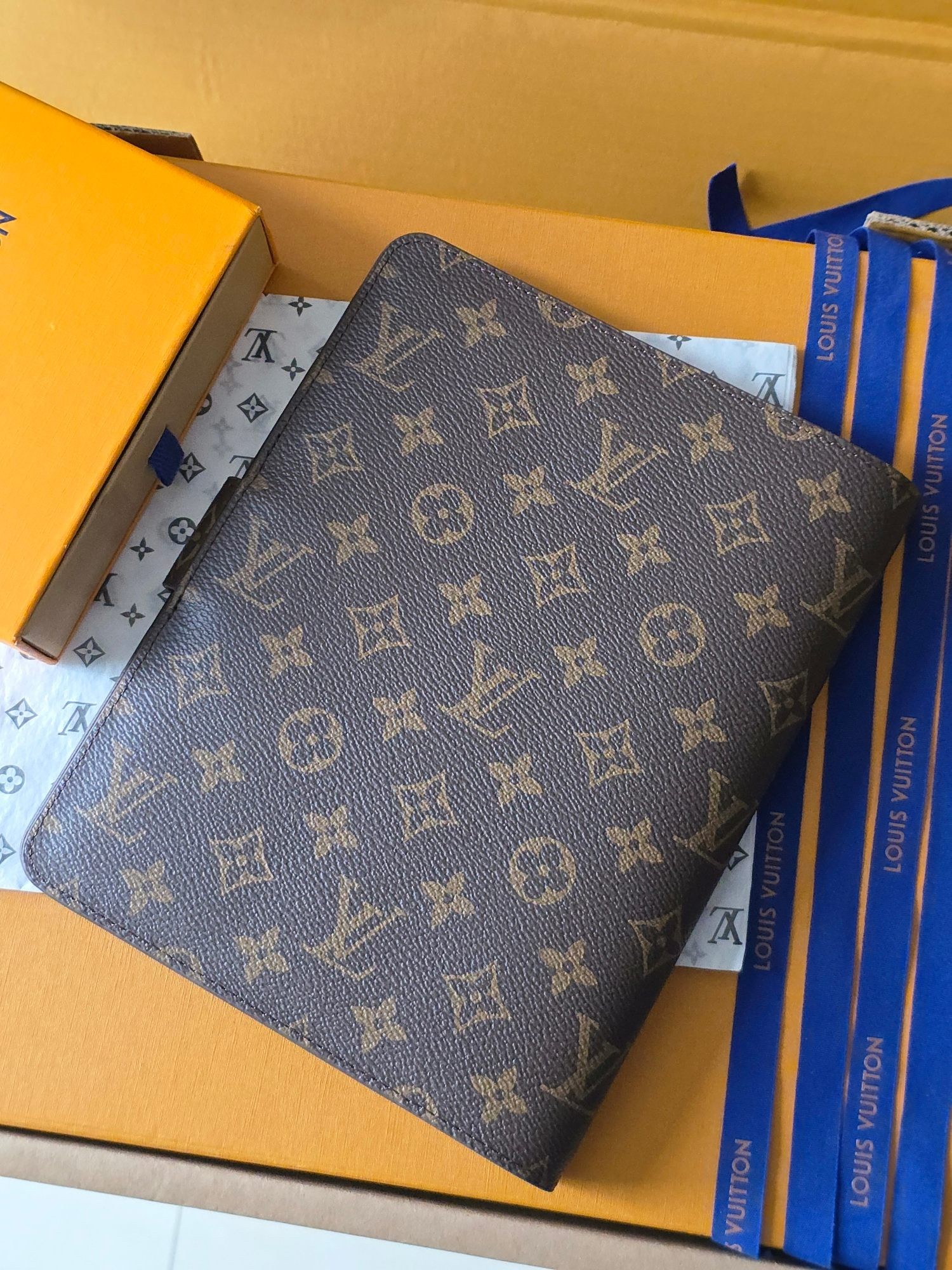 LV Large Ring Agenda Cover