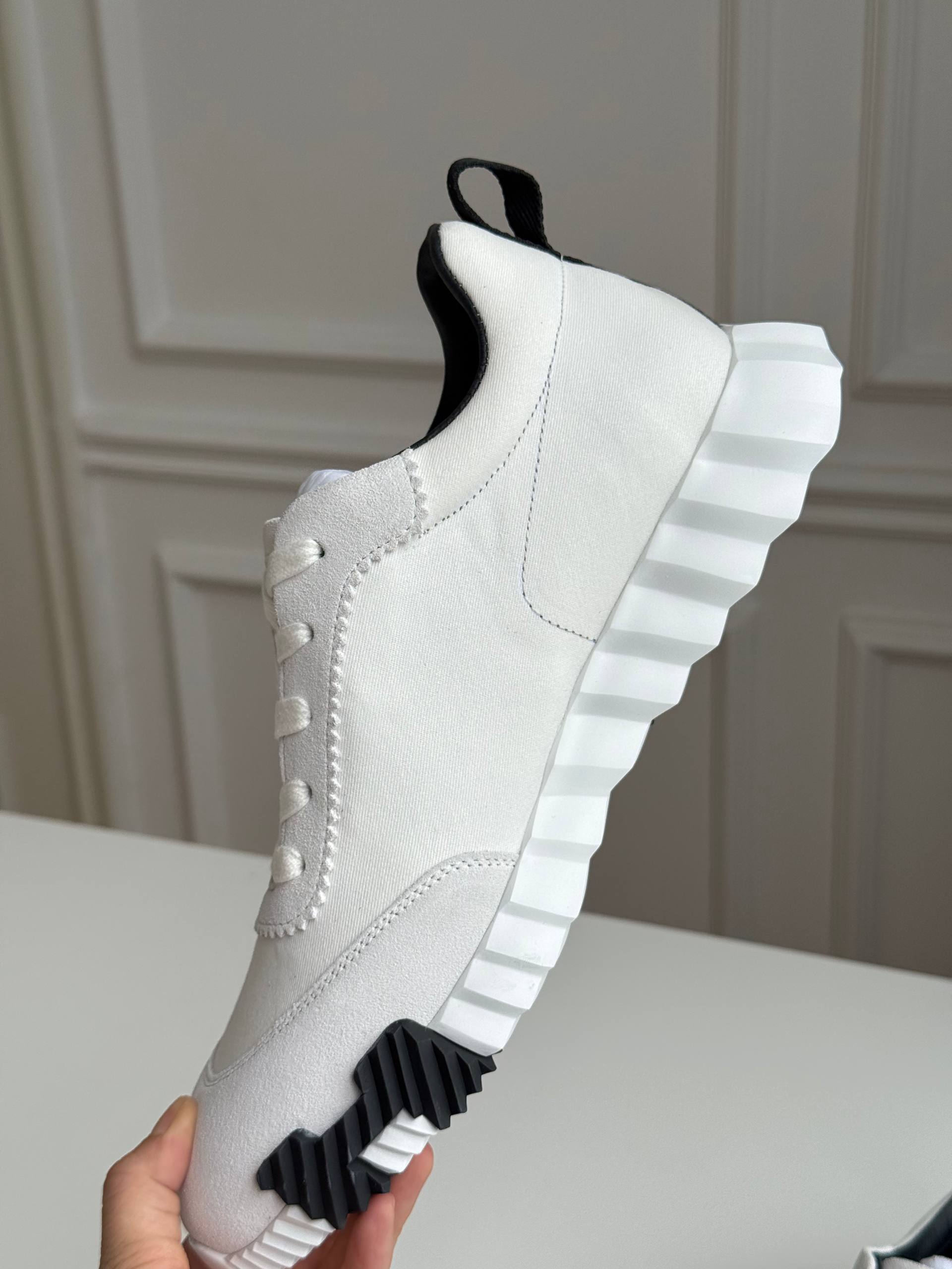 Hermès Bouncing Sneakers