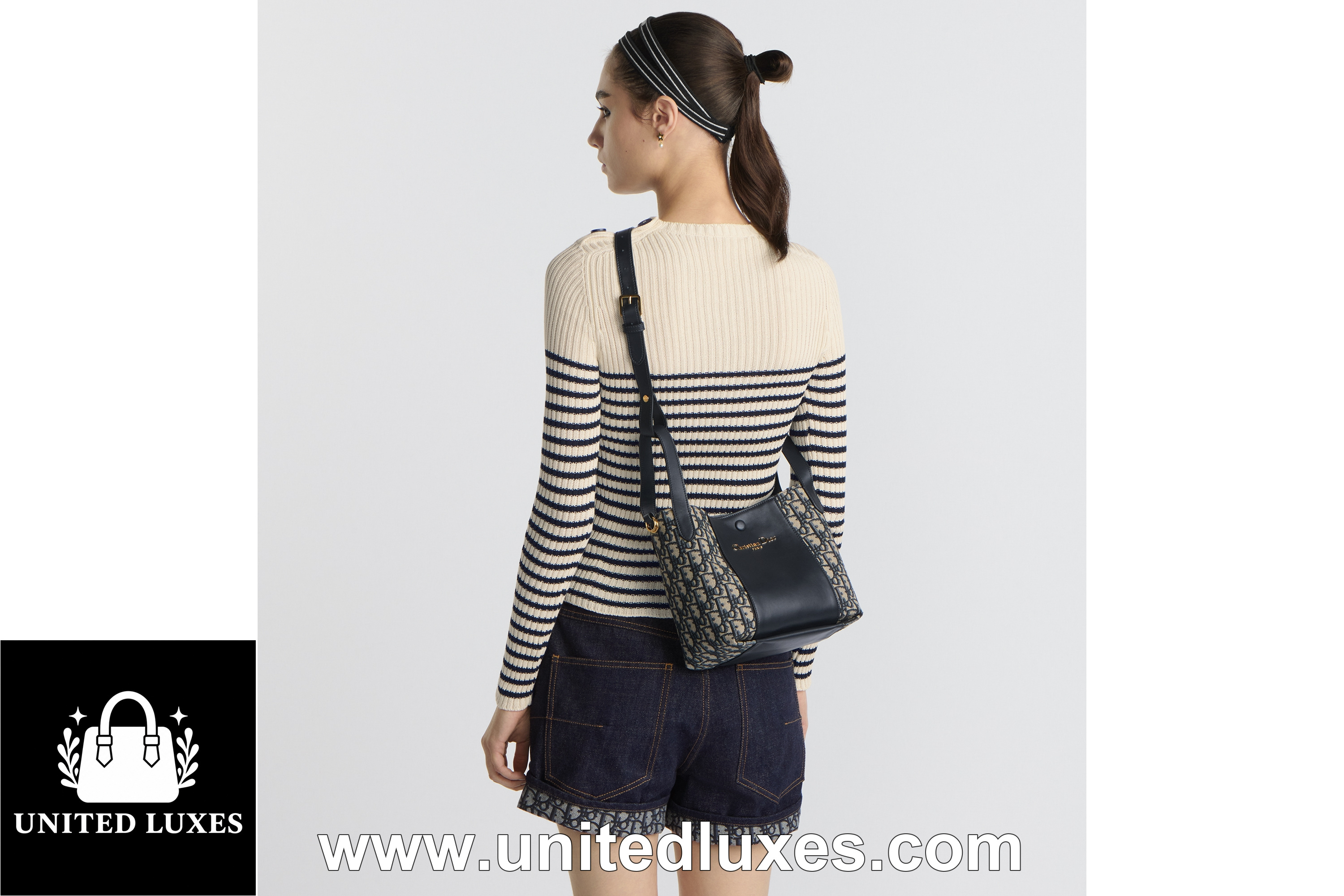Replica Small Signature Bucket Bag