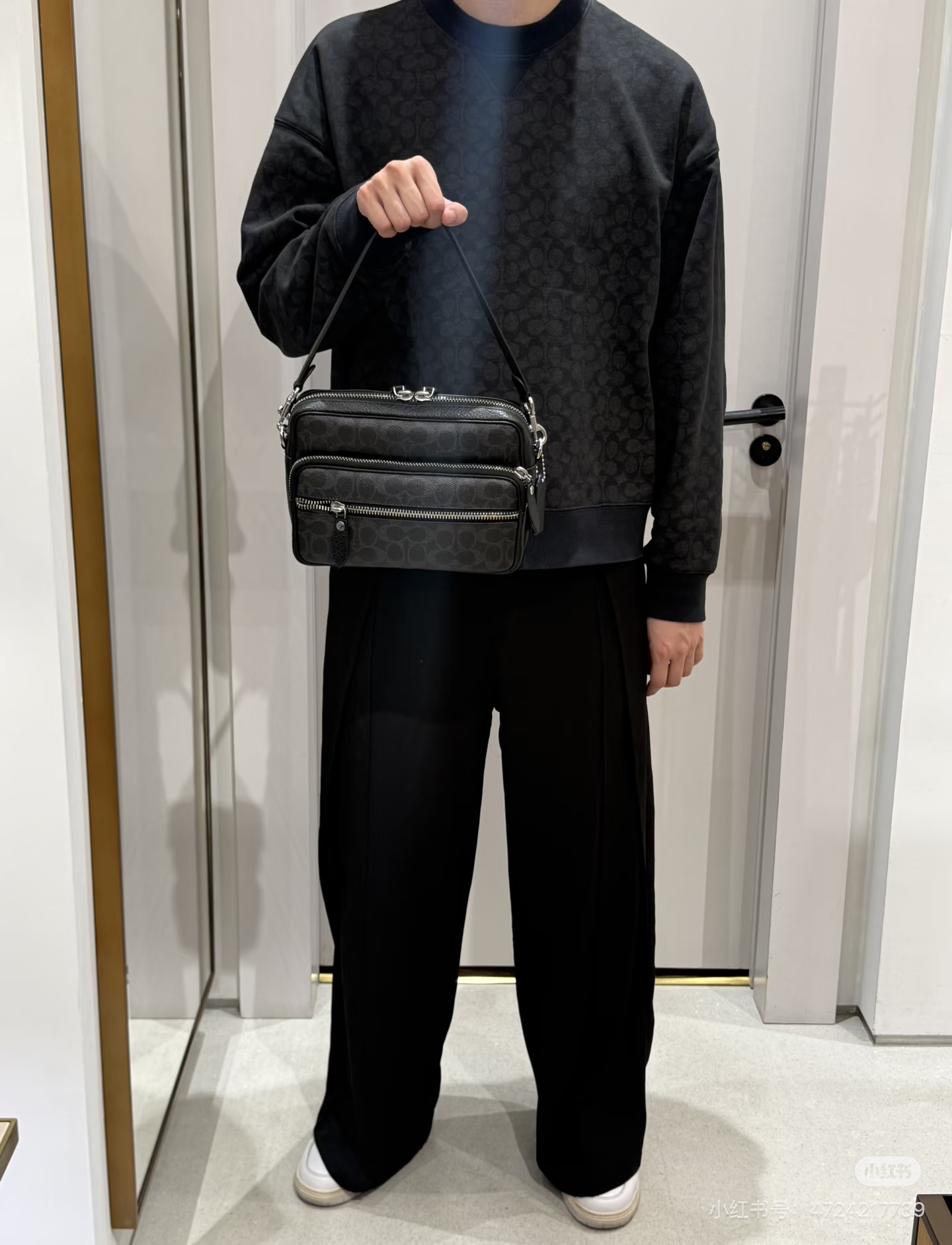 Men Handbag CDS83 CDS85 DAKOTA CROSSBODY BAG IN SIGNATURE CANVAS