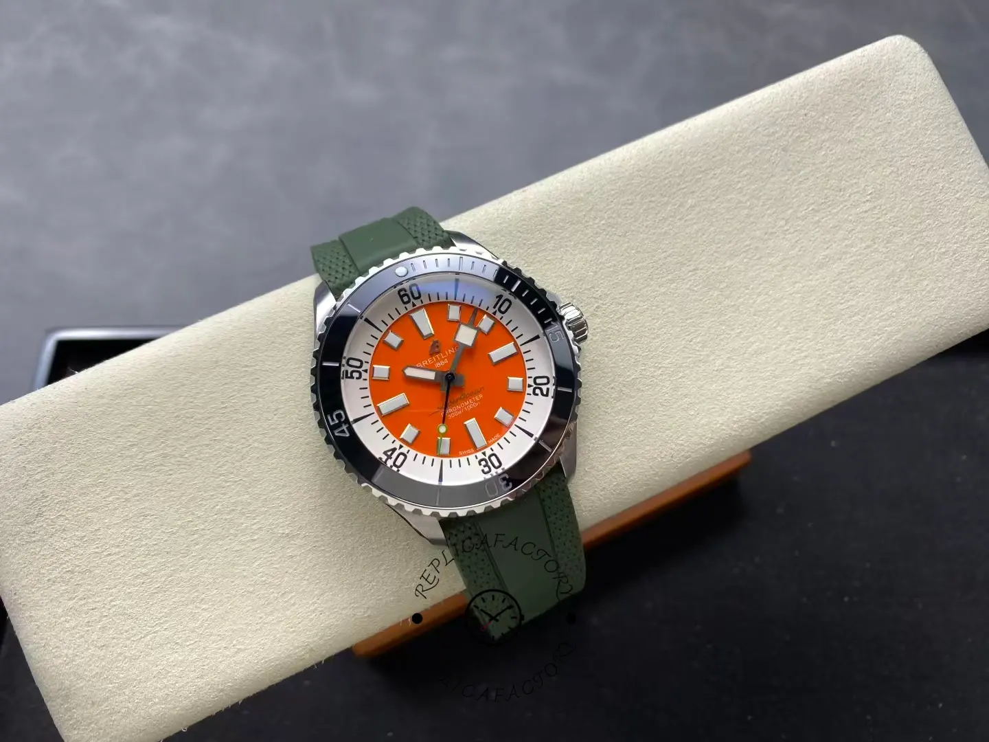Breitling Superocean A173751A1O1S1 Automatic 42 Replica Kelly Slater Limited