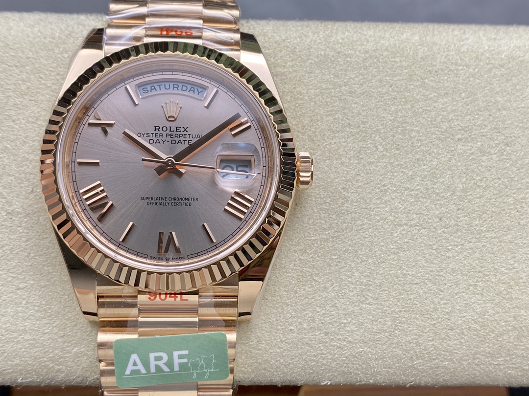 Rolex Day-Date 228235 Sundust Roman Numeral Dial Fluted Bezel 40mm Mens Replica Watch