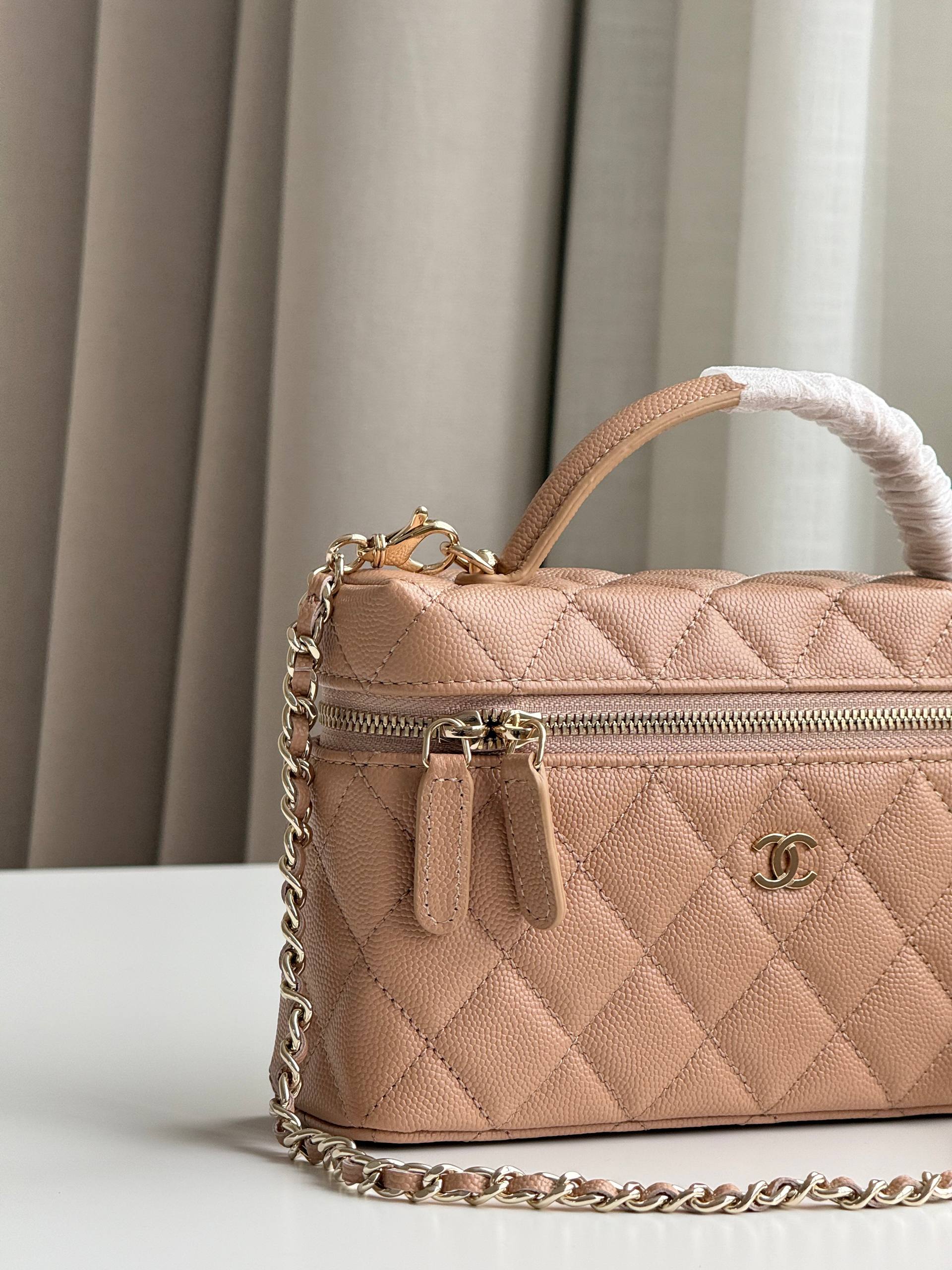 Chanel Caviar Quilted Top Handle Vanity Case Bag