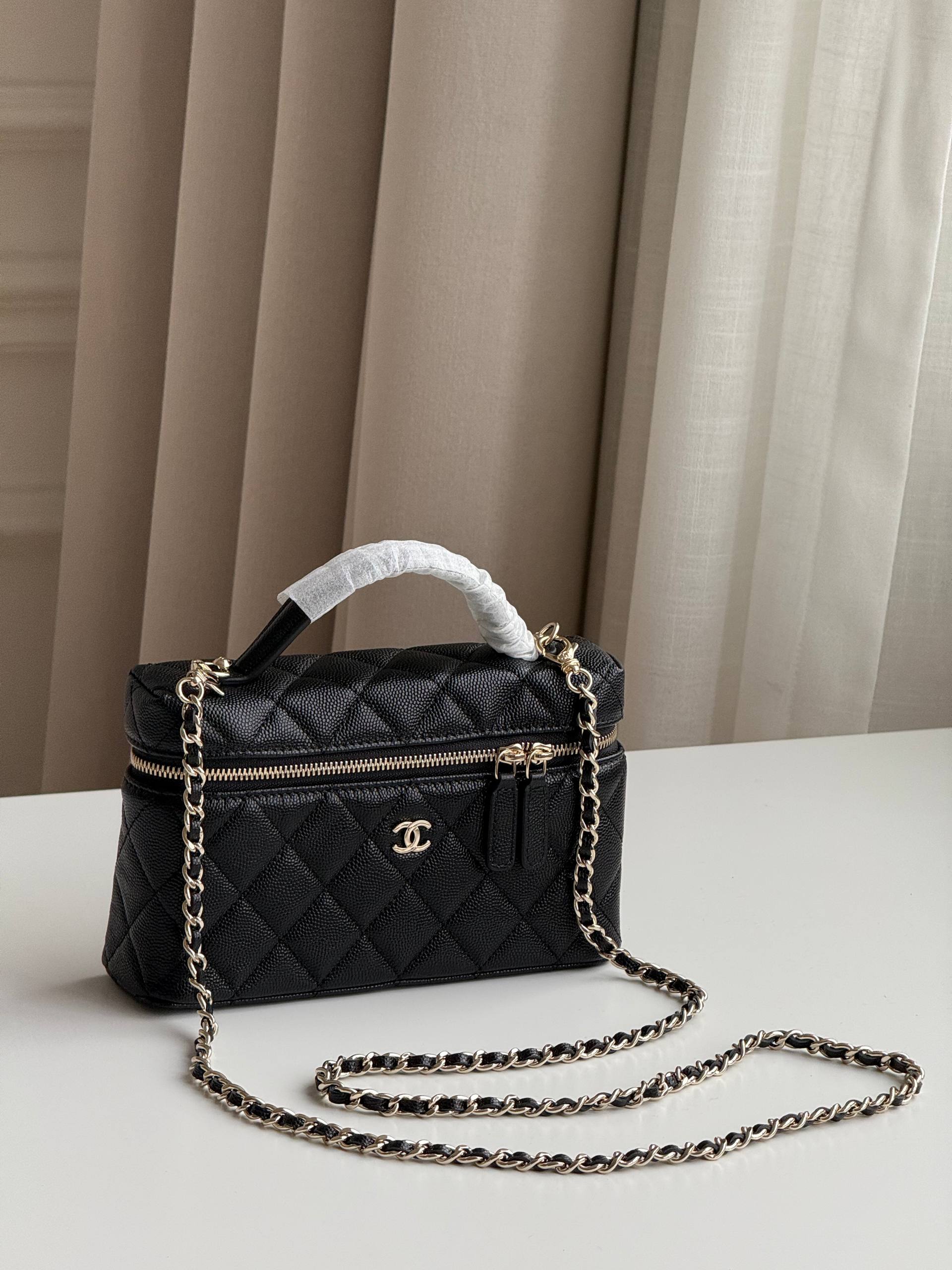 Chanel Caviar Quilted Vanity Case Handbag