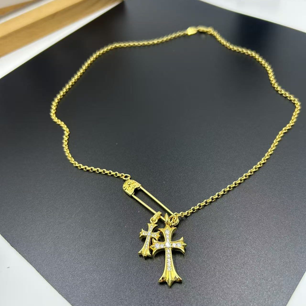 CHROME HEARTS 22K GOLD DOUBLE CROSS PENDANT NECKLACE WITH FULL DIAMOND EMBELLISHMENT