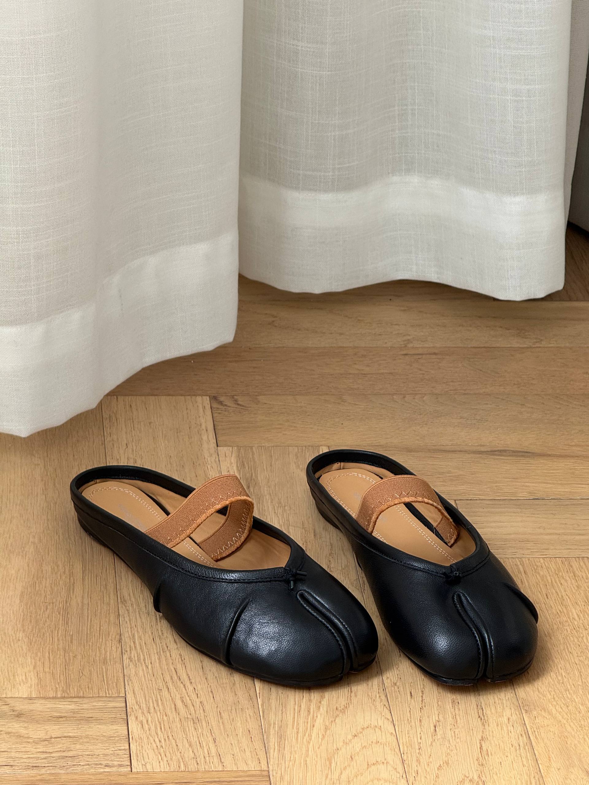 Maison Margiela Tabi Split-Toe Strap Mule Slippers