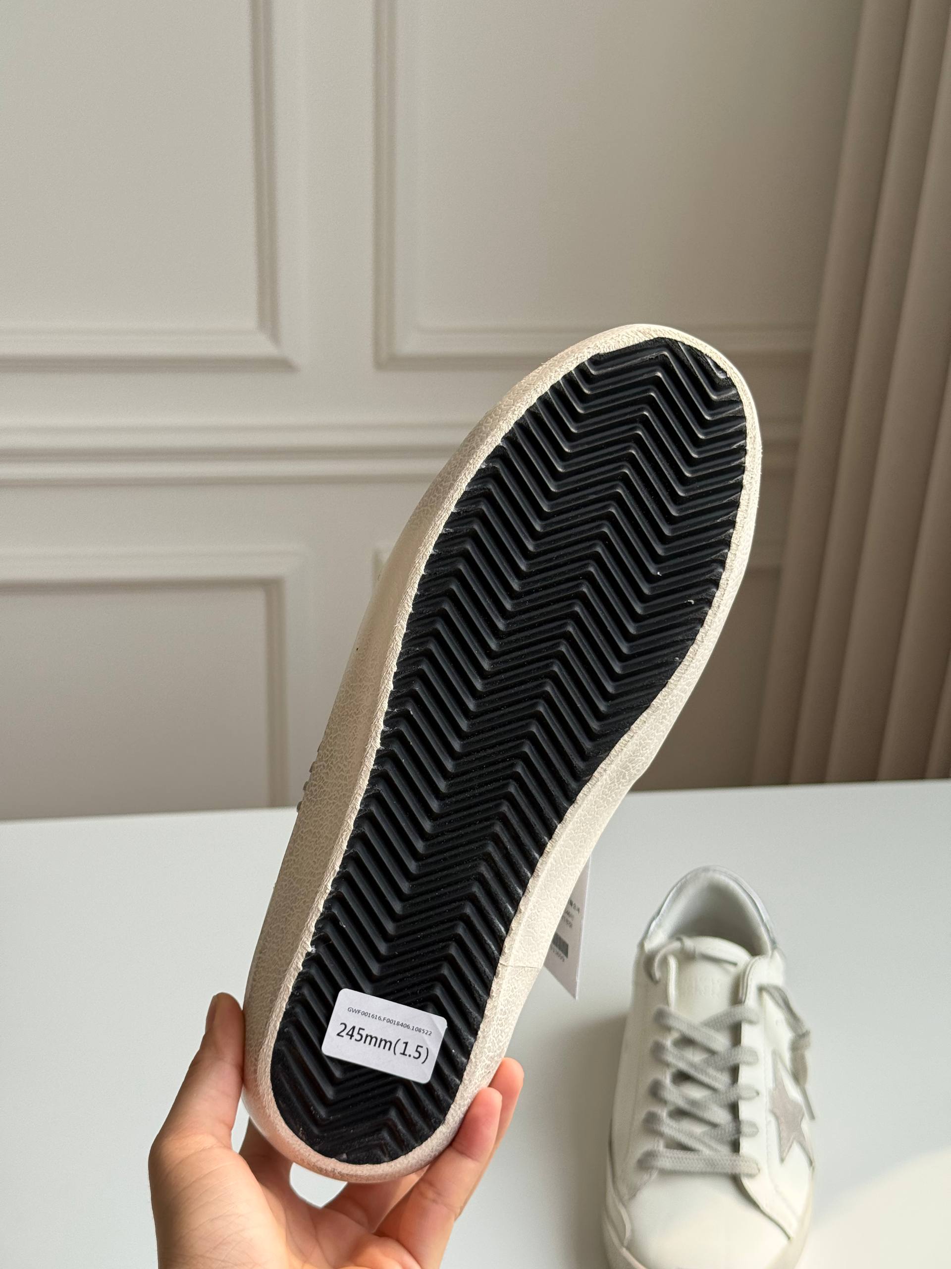 Golden Goose Super-Star Low Top Sneakers