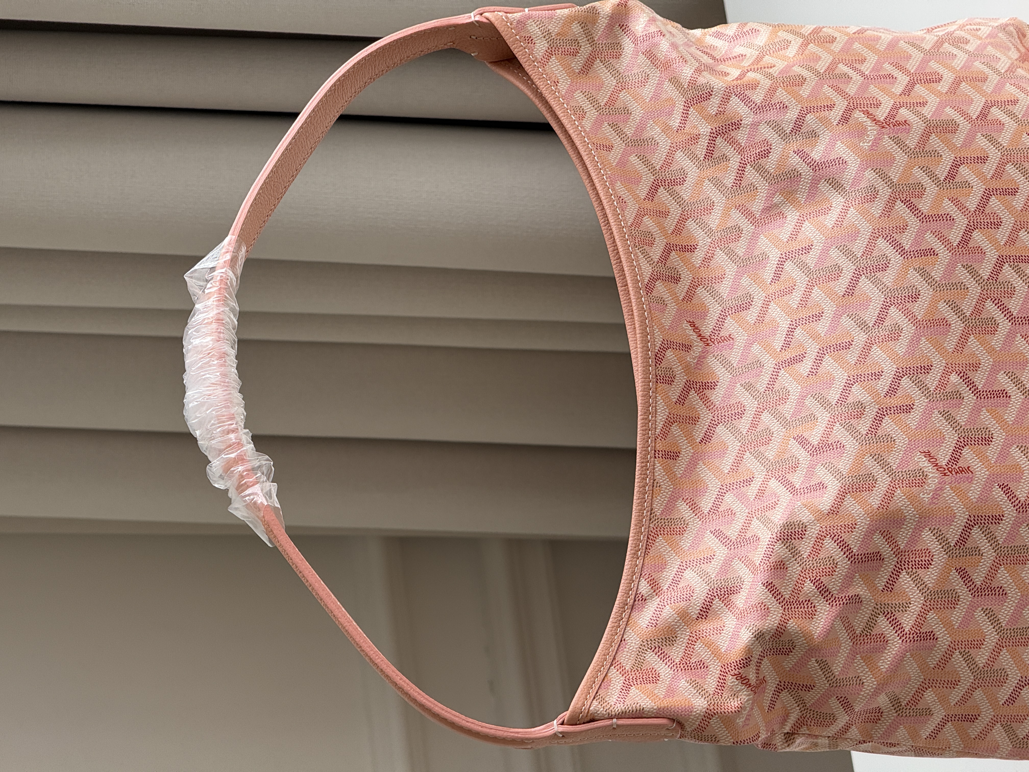 Goyard Boheme Hobo Sakura Pink Goyard Hobo Bag