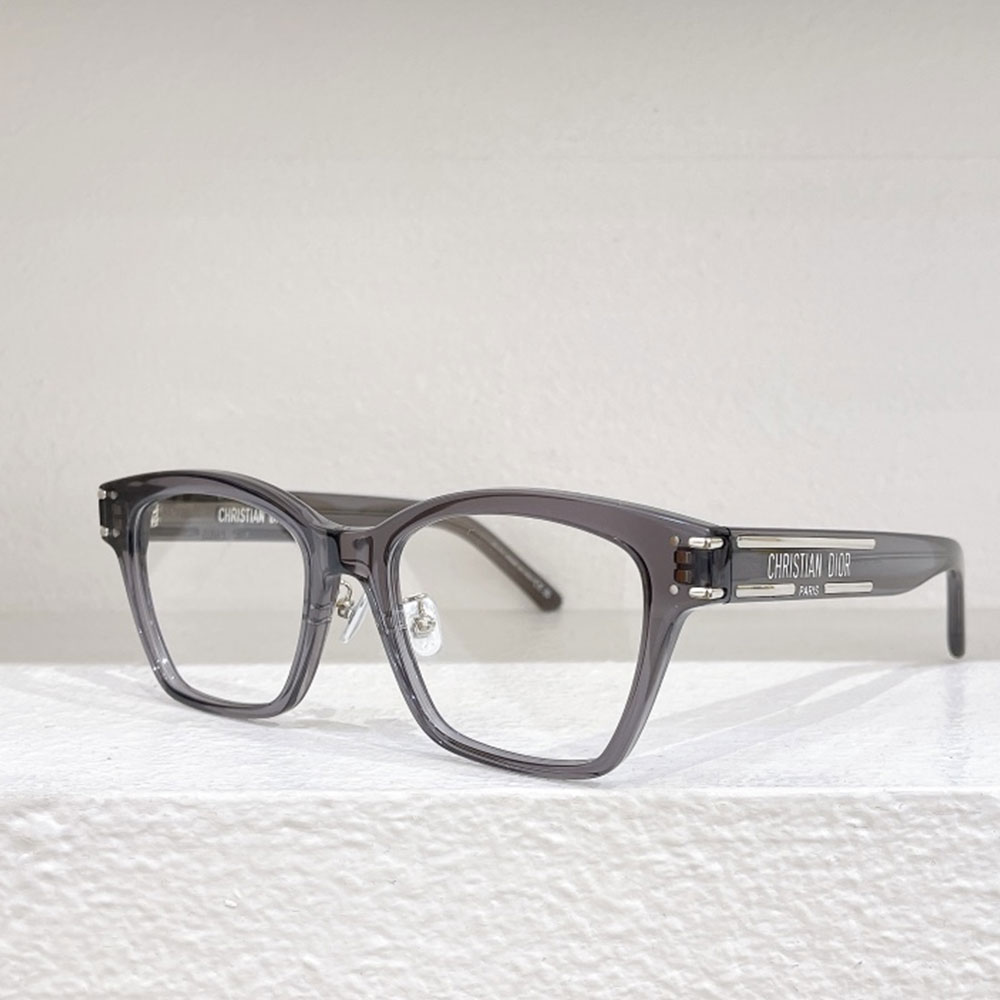 Dior Acetate Fibre  Stylish And Ssimple sunglasses  Top quality