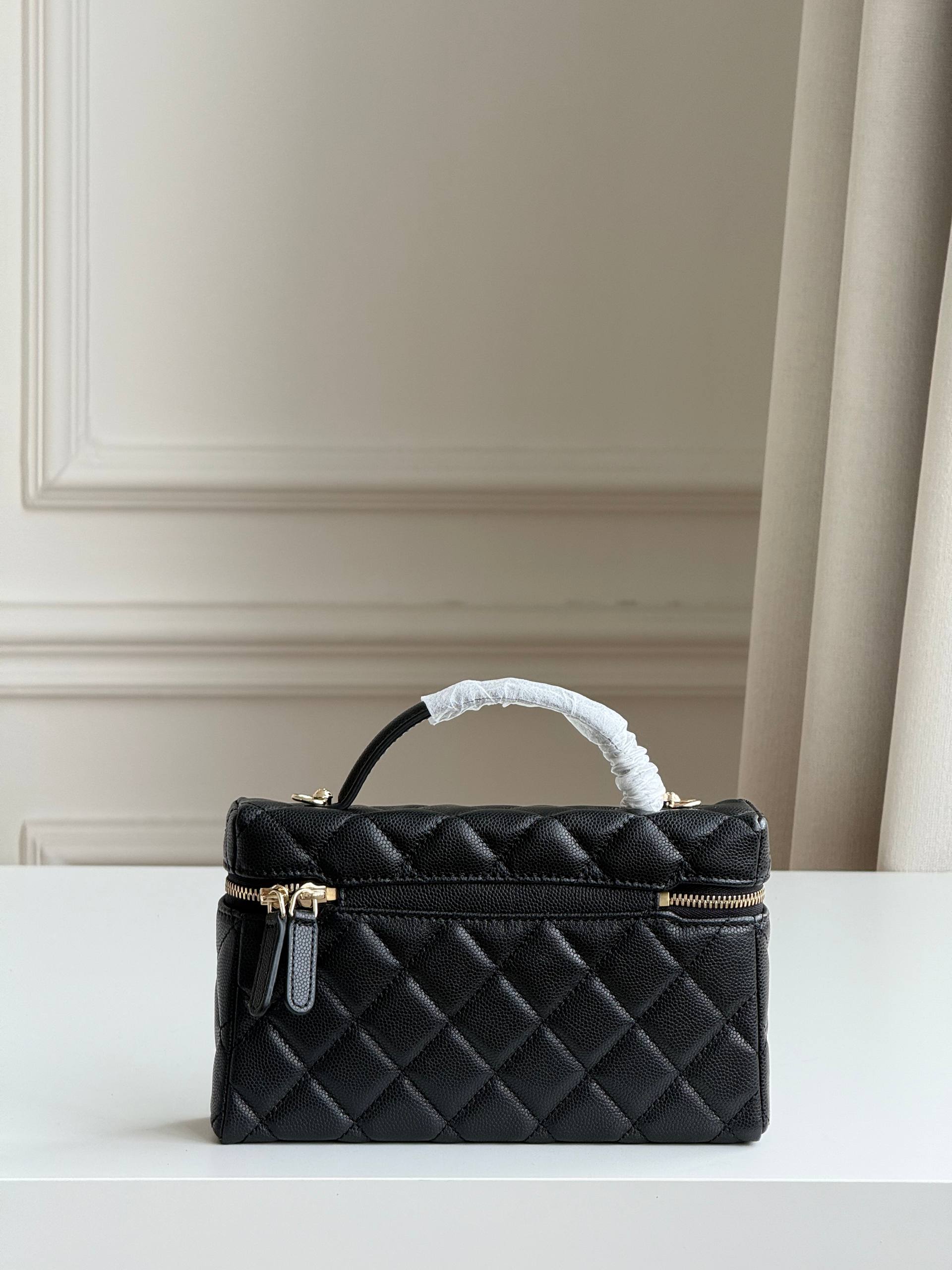 Chanel Caviar Leather Quilted Vanity Case