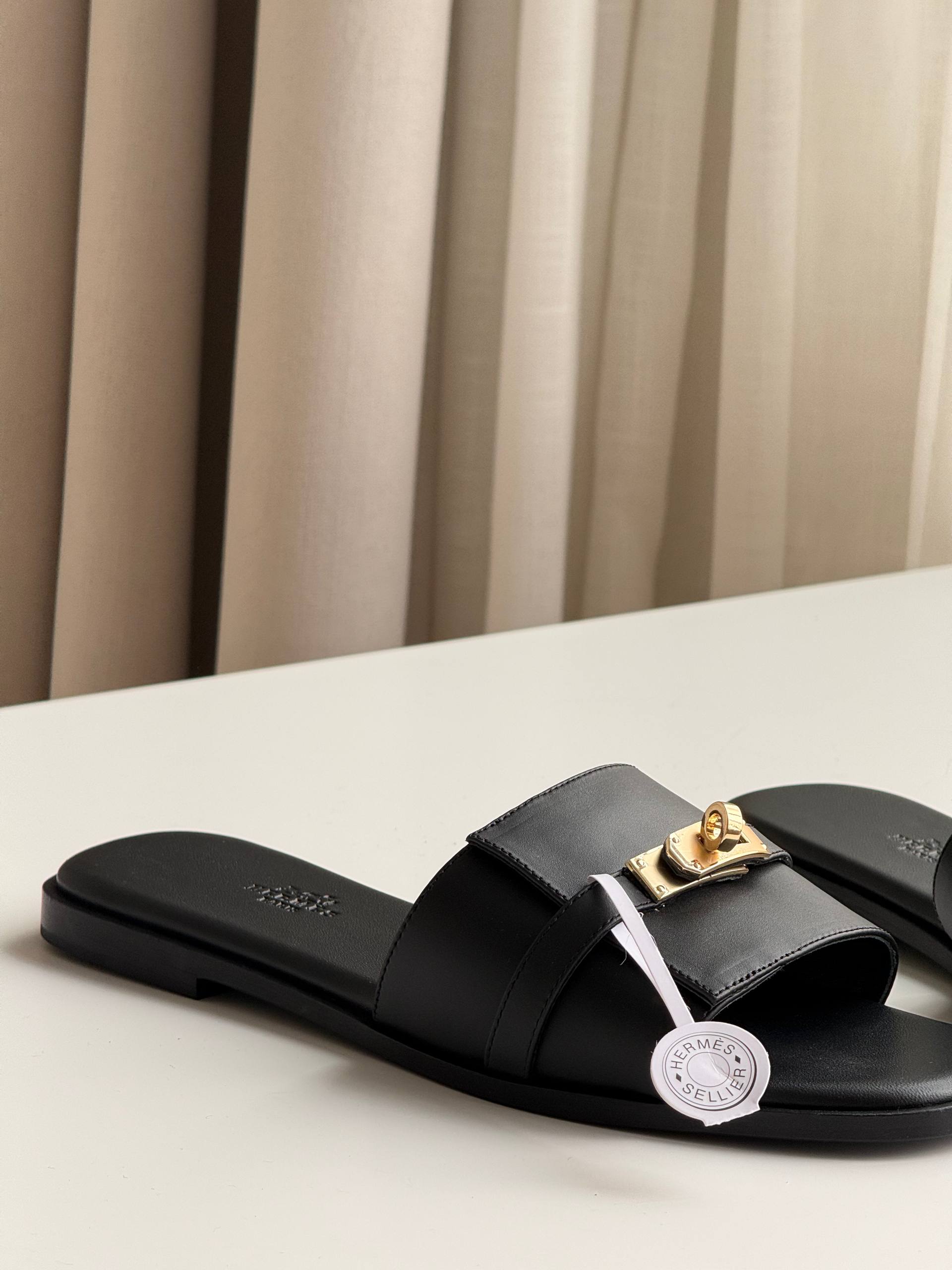 Hermès Kelly Buckle One-Strap Slide Sandals