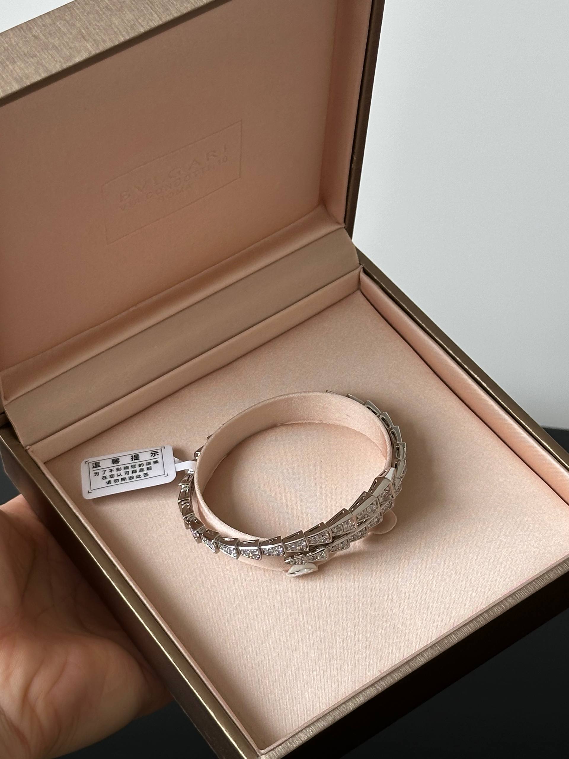Bvlgari Serpenti Viper Full Diamond Snake Bracelet